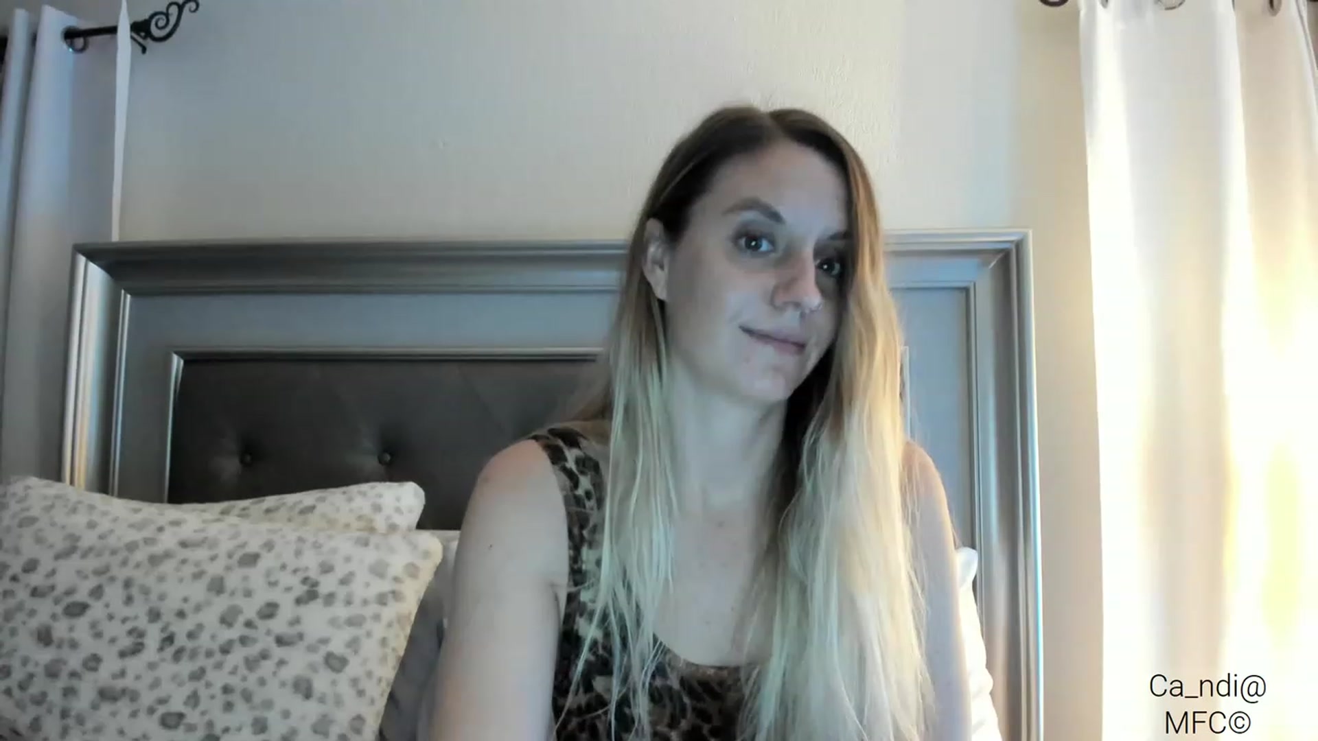 Gallery image thumbnail from Ca_ndi's myfreecams stream on, 03/11/2023, 24:56 image 2 of 20