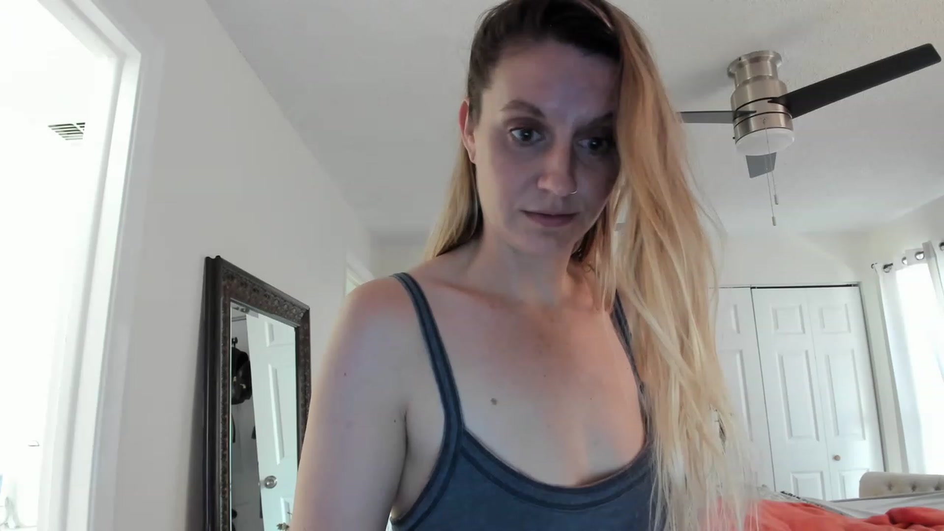 Gallery image thumbnail from Ca_ndi's myfreecams stream on, 03/11/2023, 19:48 image 14 of 20