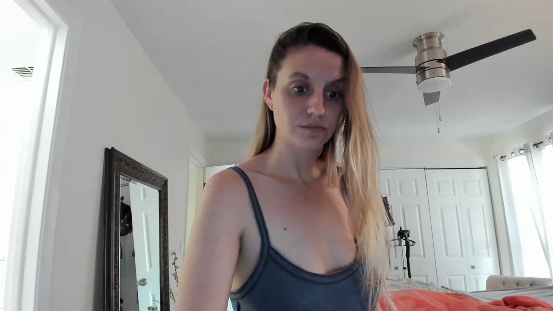 Gallery image thumbnail from Ca_ndi's myfreecams stream on, 03/11/2023, 19:48 image 12 of 20