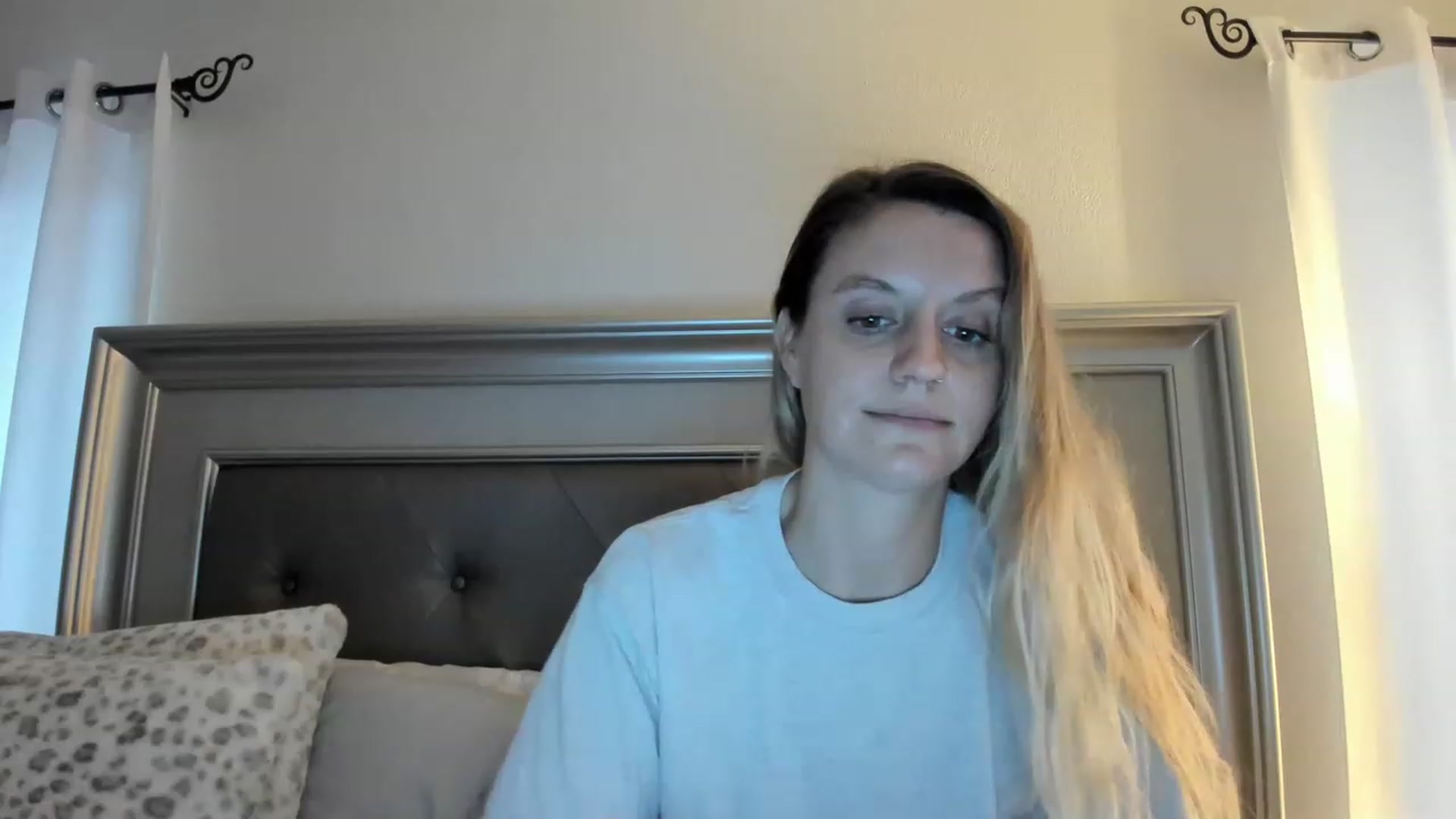 Gallery image thumbnail from Ca_ndi's myfreecams stream on, 03/13/2023, 12:52 image 8 of 20