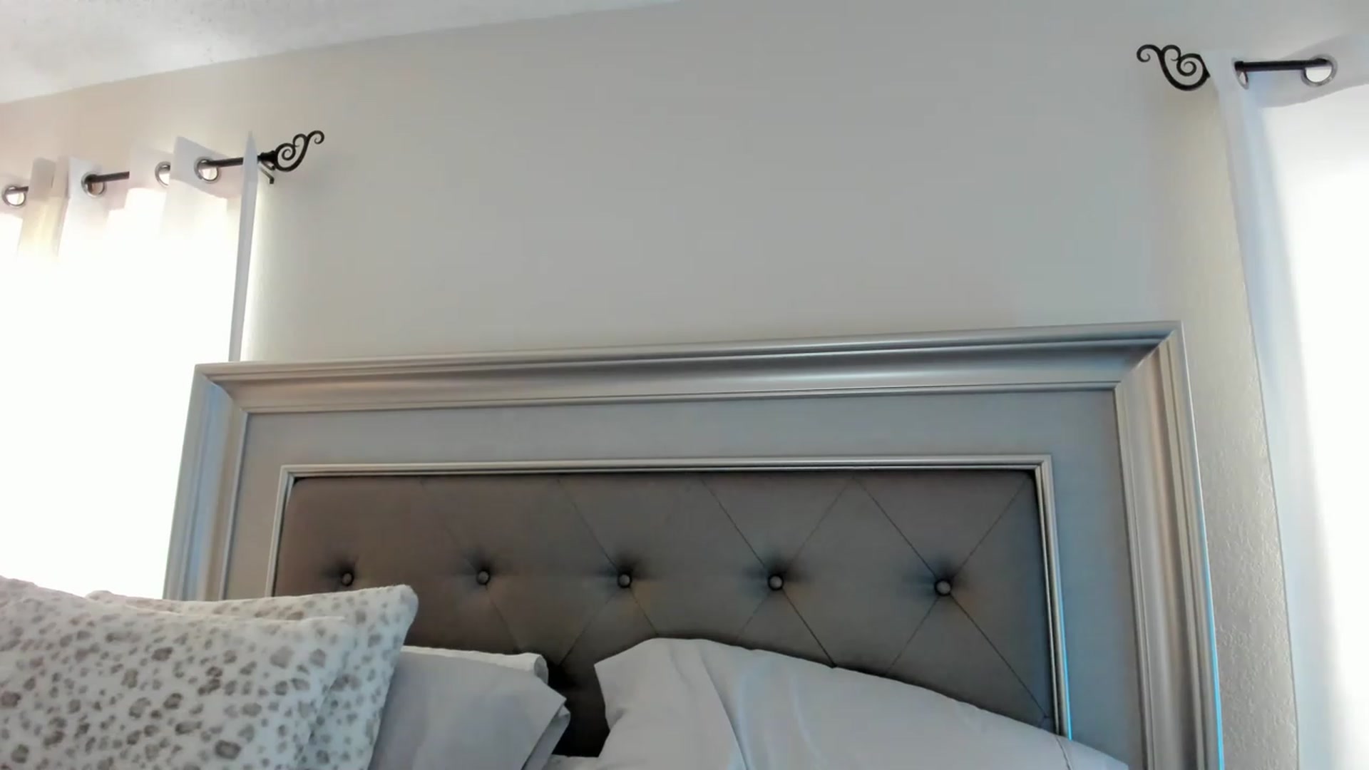 Gallery image thumbnail from Ca_ndi's myfreecams stream on, 03/14/2023, 13:18 image 19 of 20