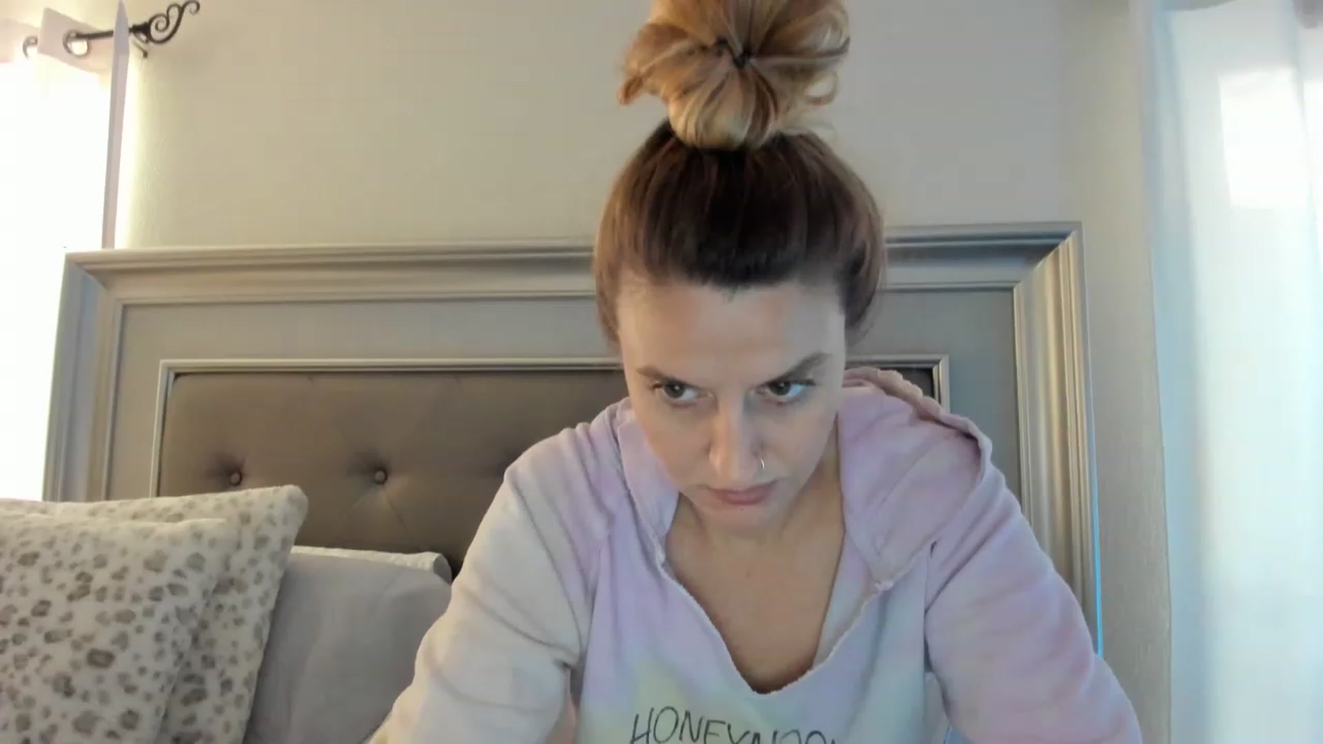 Gallery image thumbnail from Ca_ndi's myfreecams stream on, 03/14/2023, 13:18 image 3 of 20