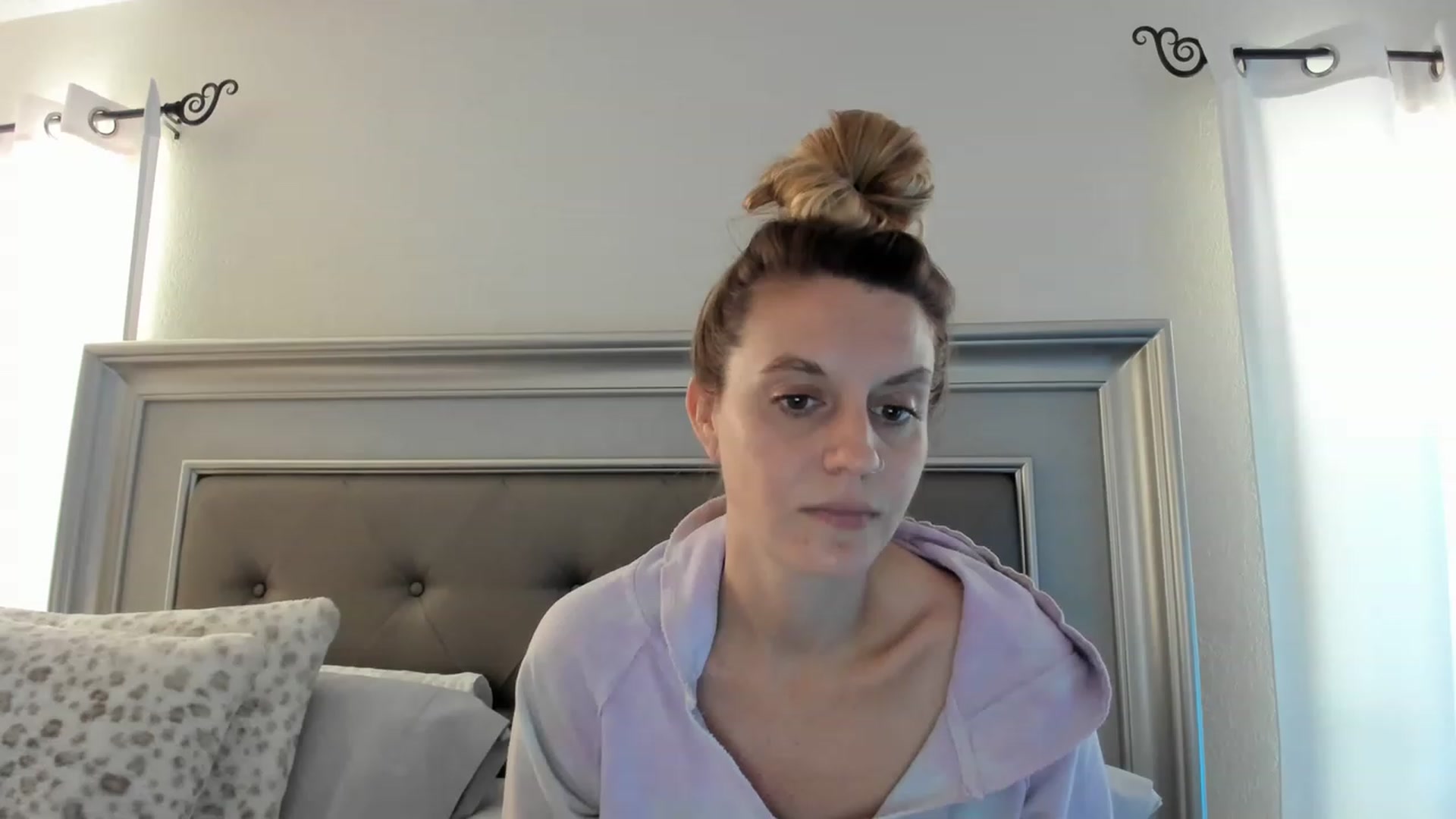 Gallery image thumbnail from Ca_ndi's myfreecams stream on, 03/14/2023, 13:18 image 10 of 20