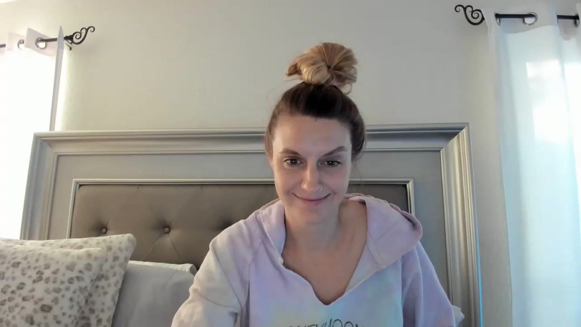 Gallery image thumbnail from Ca_ndi's myfreecams stream on, 03/14/2023, 13:18 image 7 of 20