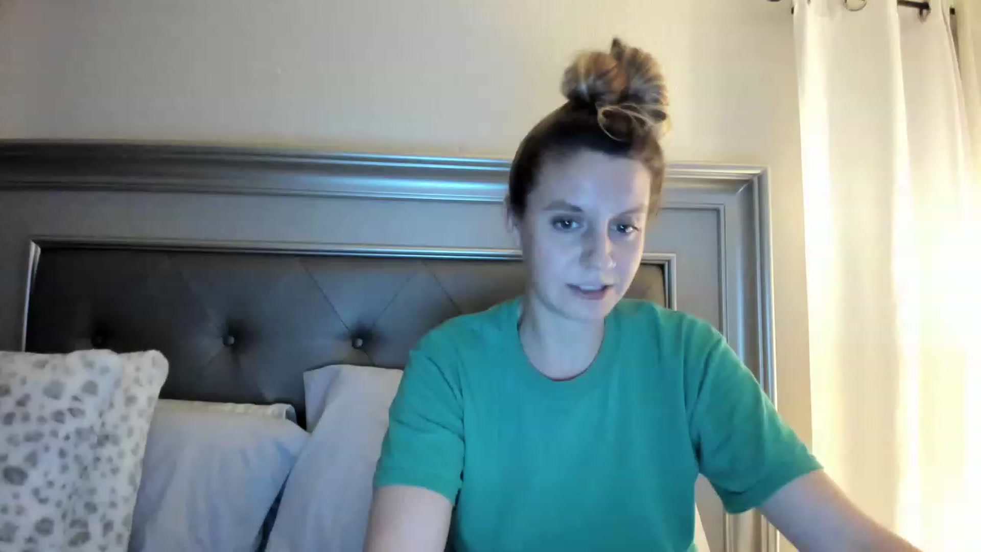 Gallery image thumbnail from Ca_ndi's myfreecams stream on, 03/15/2023, 01:17 image 14 of 20