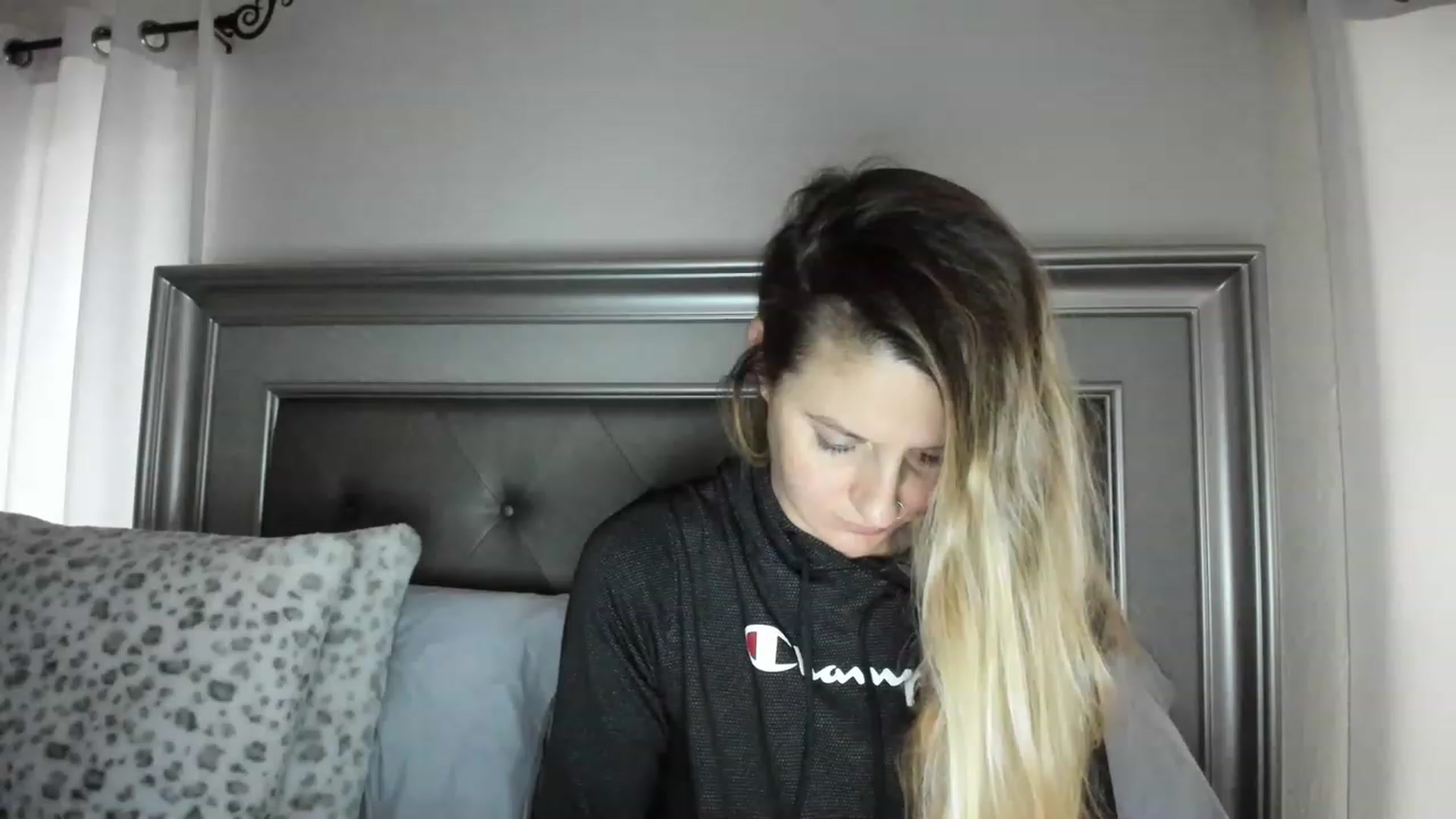 Gallery image thumbnail from Ca_ndi's myfreecams stream on, 03/15/2023, 12:45 image 5 of 20