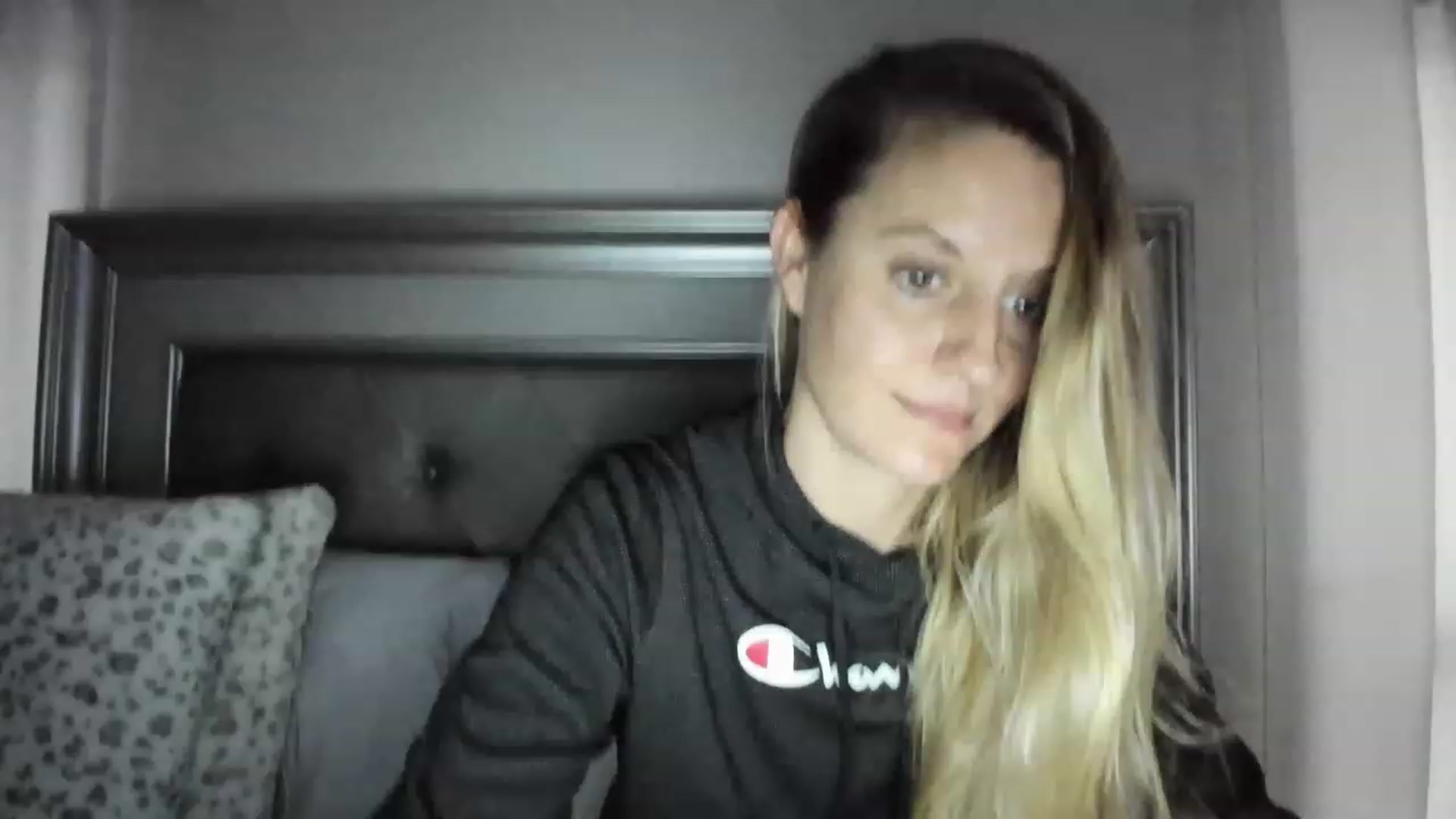 Gallery image thumbnail from Ca_ndi's myfreecams stream on, 03/15/2023, 12:45 image 19 of 20