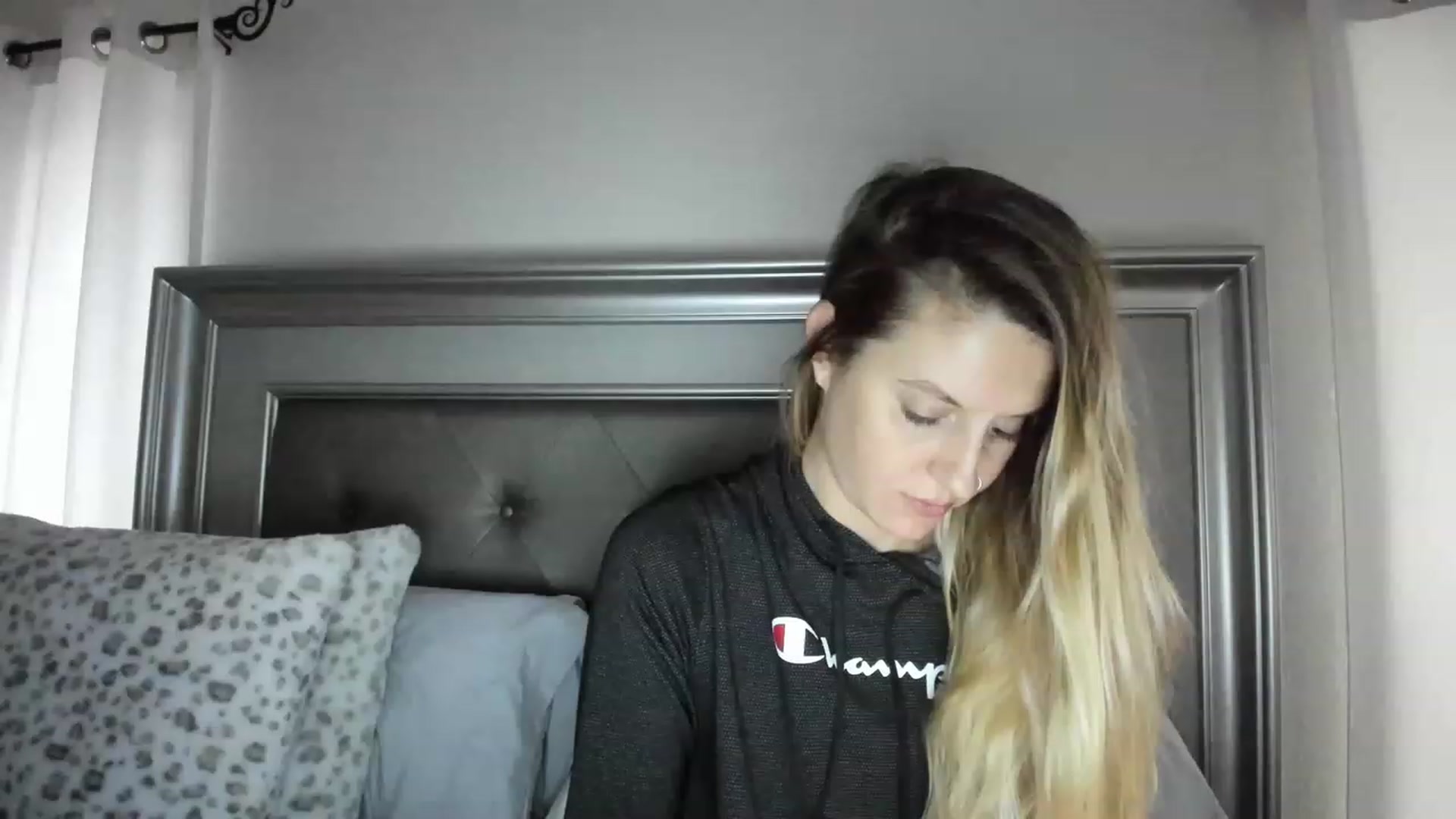 Gallery image thumbnail from Ca_ndi's myfreecams stream on, 03/15/2023, 12:45 image 6 of 20