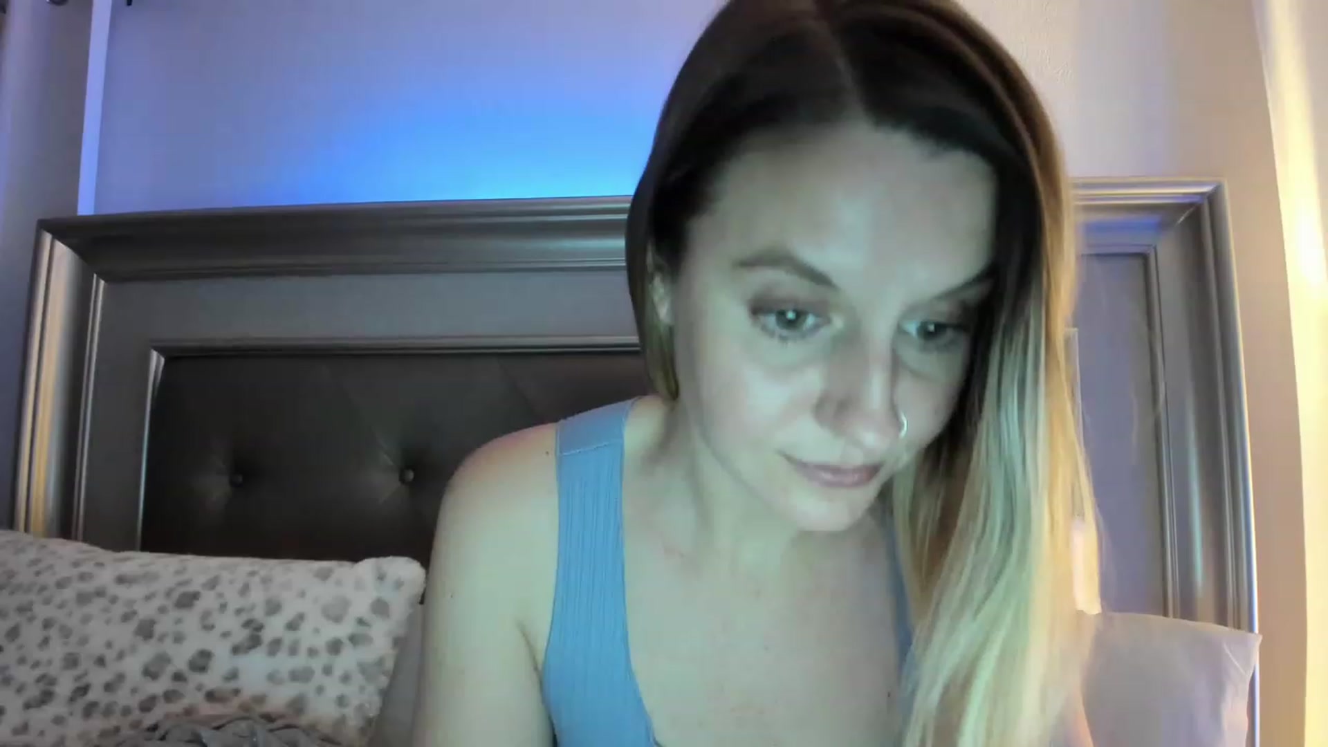 Gallery image thumbnail from Ca_ndi's myfreecams stream on, 03/16/2023, 24:49 image 20 of 20