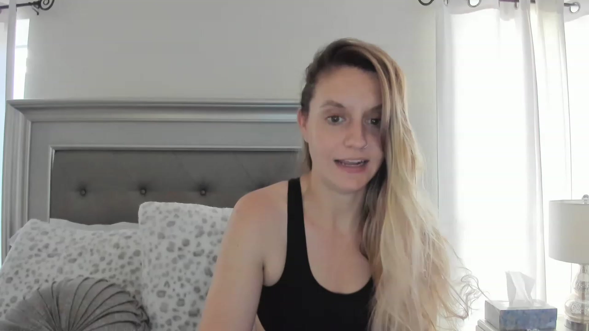 Gallery image thumbnail from Ca_ndi's myfreecams stream on, 03/16/2023, 20:19 image 8 of 20