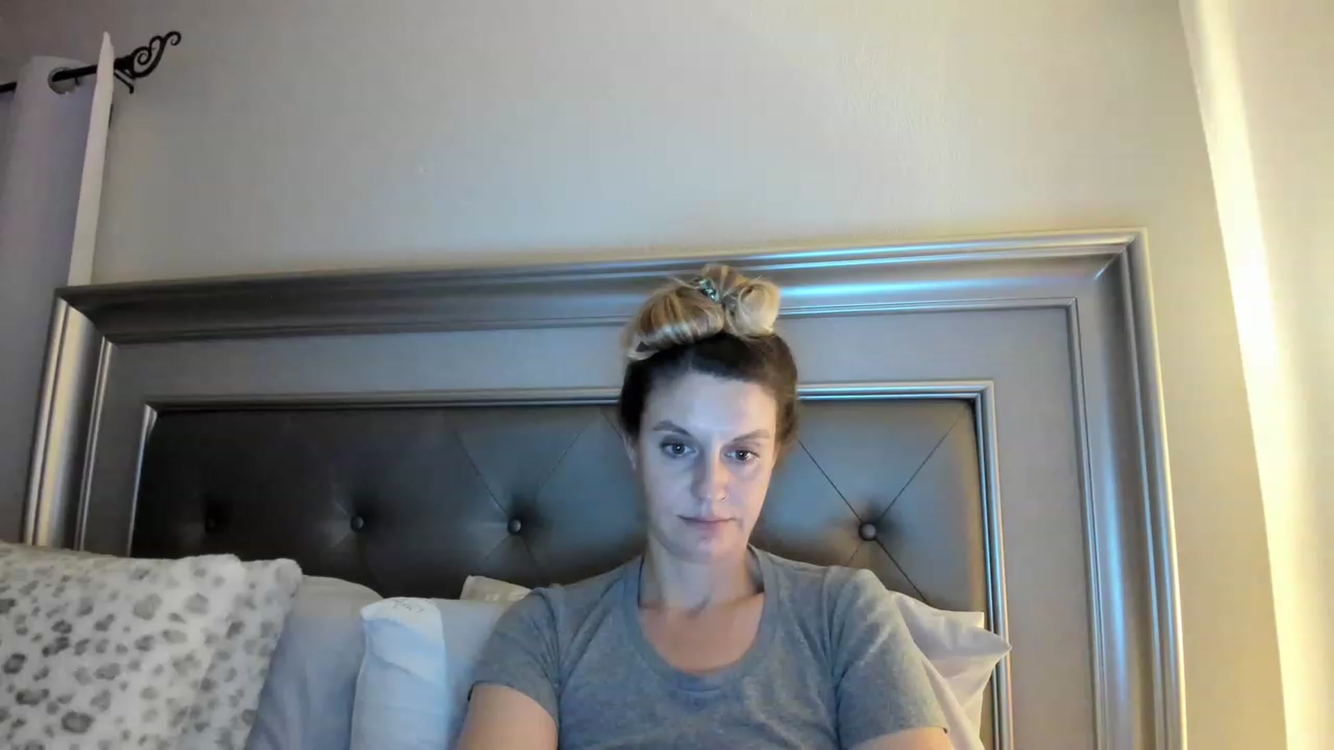Gallery image thumbnail from Ca_ndi's myfreecams stream on, 03/19/2023, 02:19 image 13 of 20