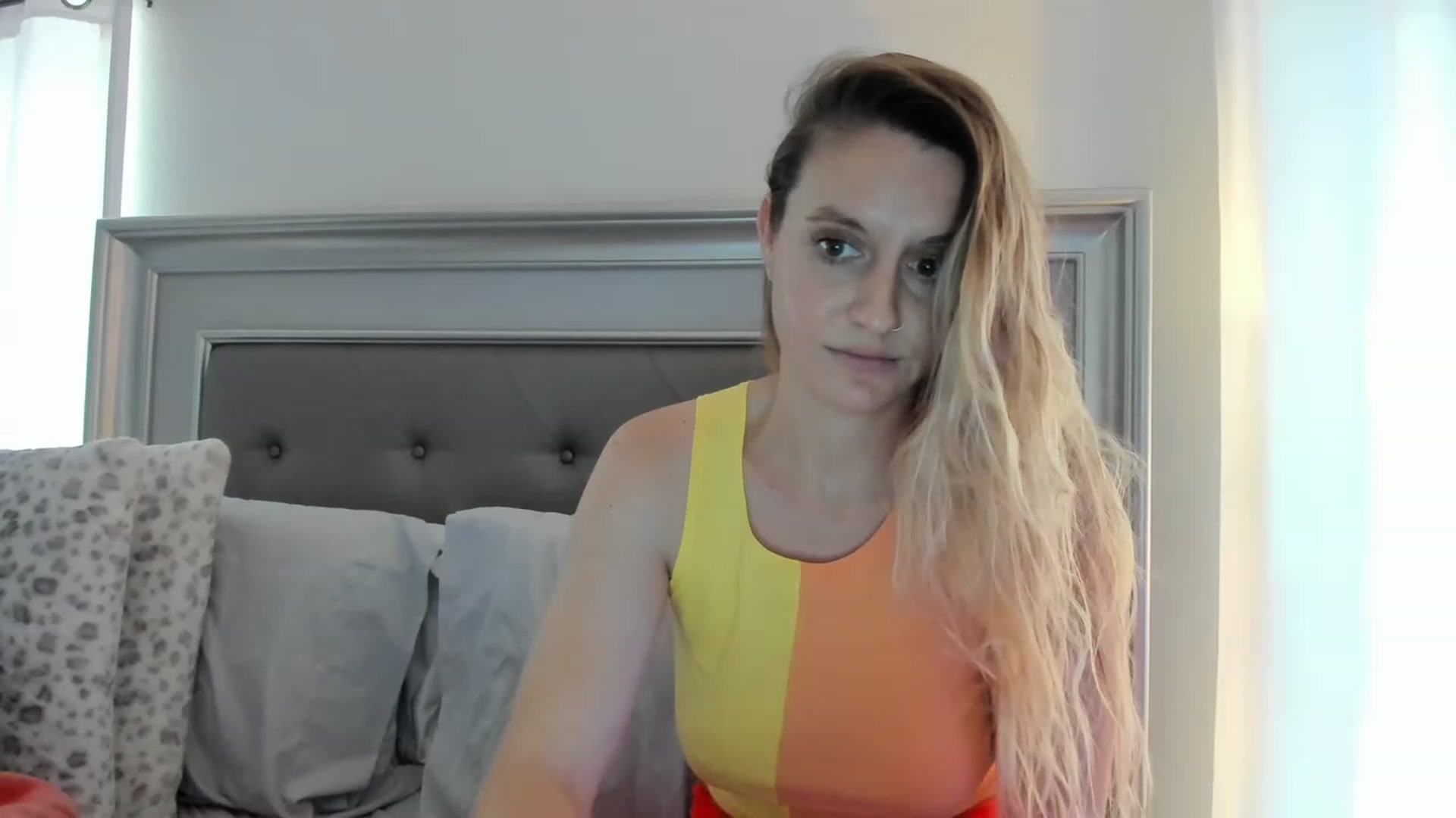 Gallery image thumbnail from Ca_ndi's myfreecams stream on, 03/20/2023, 16:38 image 18 of 20