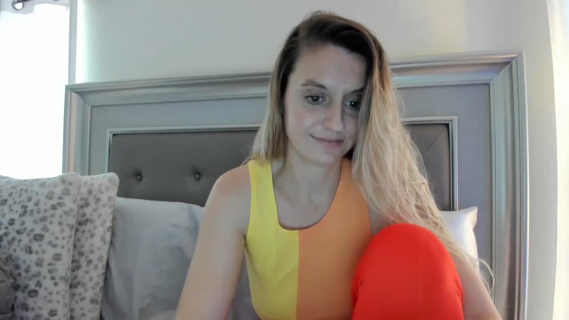 Gallery image thumbnail from Ca_ndi's myfreecams stream on, 03/20/2023, 16:38 image 9 of 20
