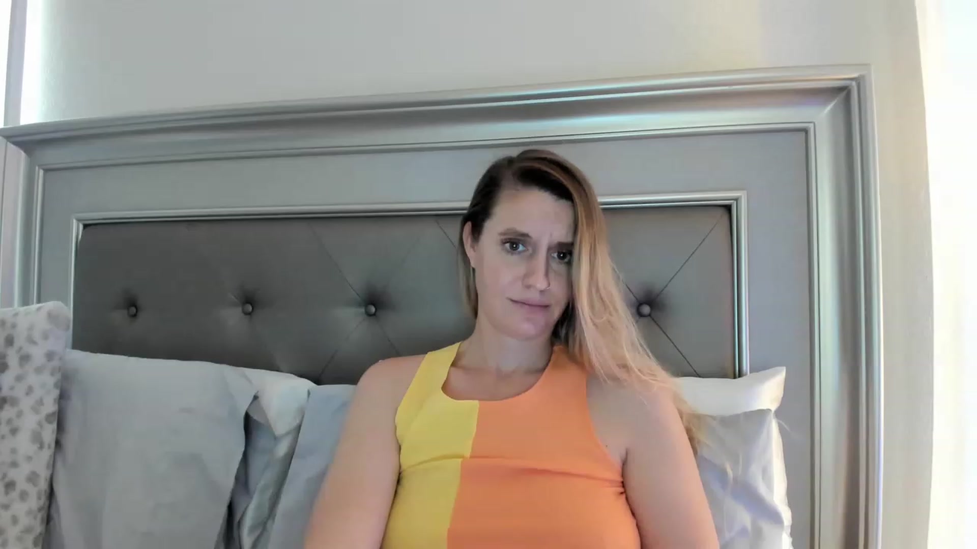 Gallery image thumbnail from Ca_ndi's myfreecams stream on, 03/20/2023, 17:46 image 18 of 20