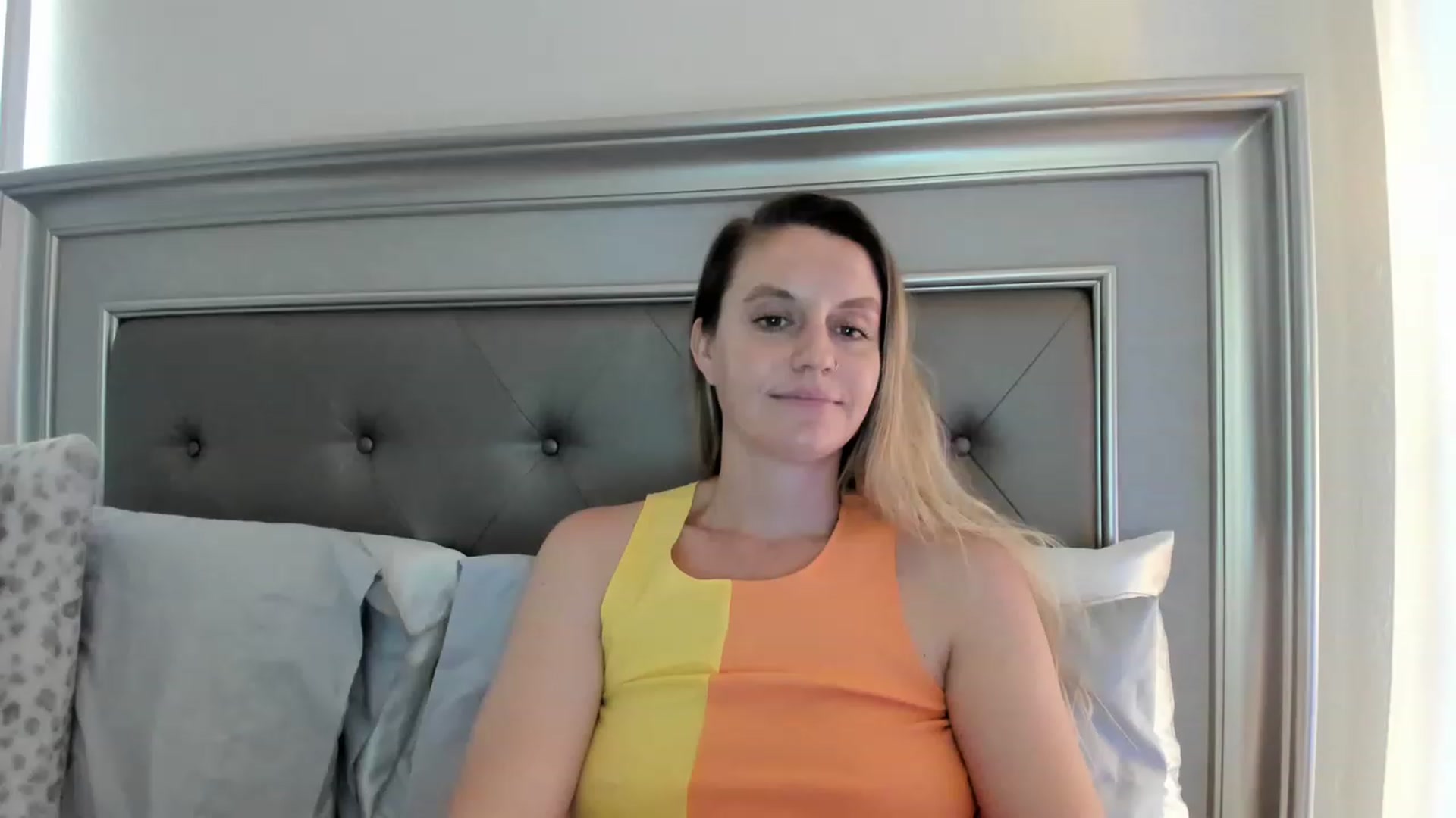 Gallery image thumbnail from Ca_ndi's myfreecams stream on, 03/20/2023, 17:46 image 8 of 20