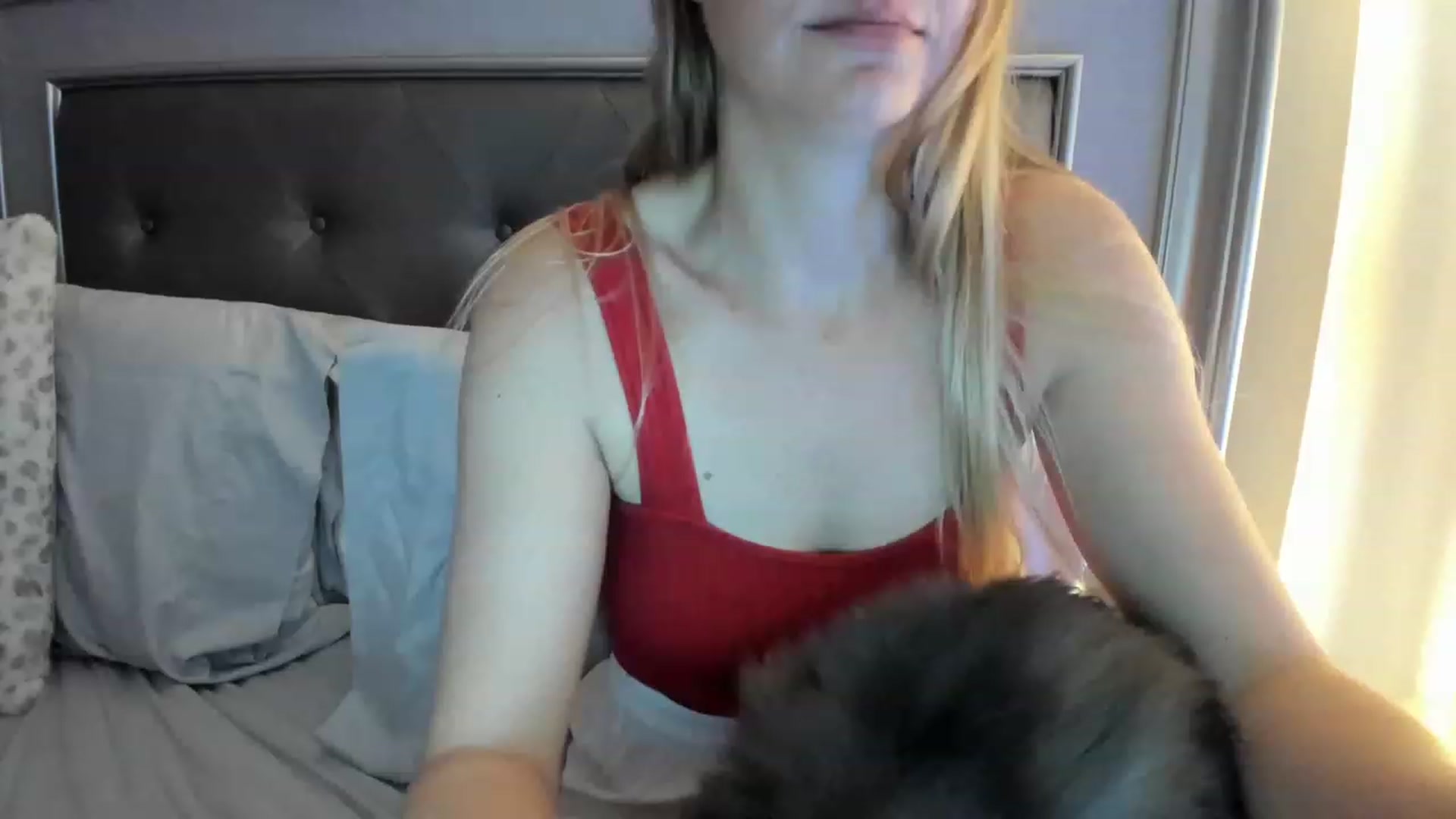 Gallery image thumbnail from Ca_ndi's myfreecams stream on, 03/21/2023, 24:02 image 18 of 20