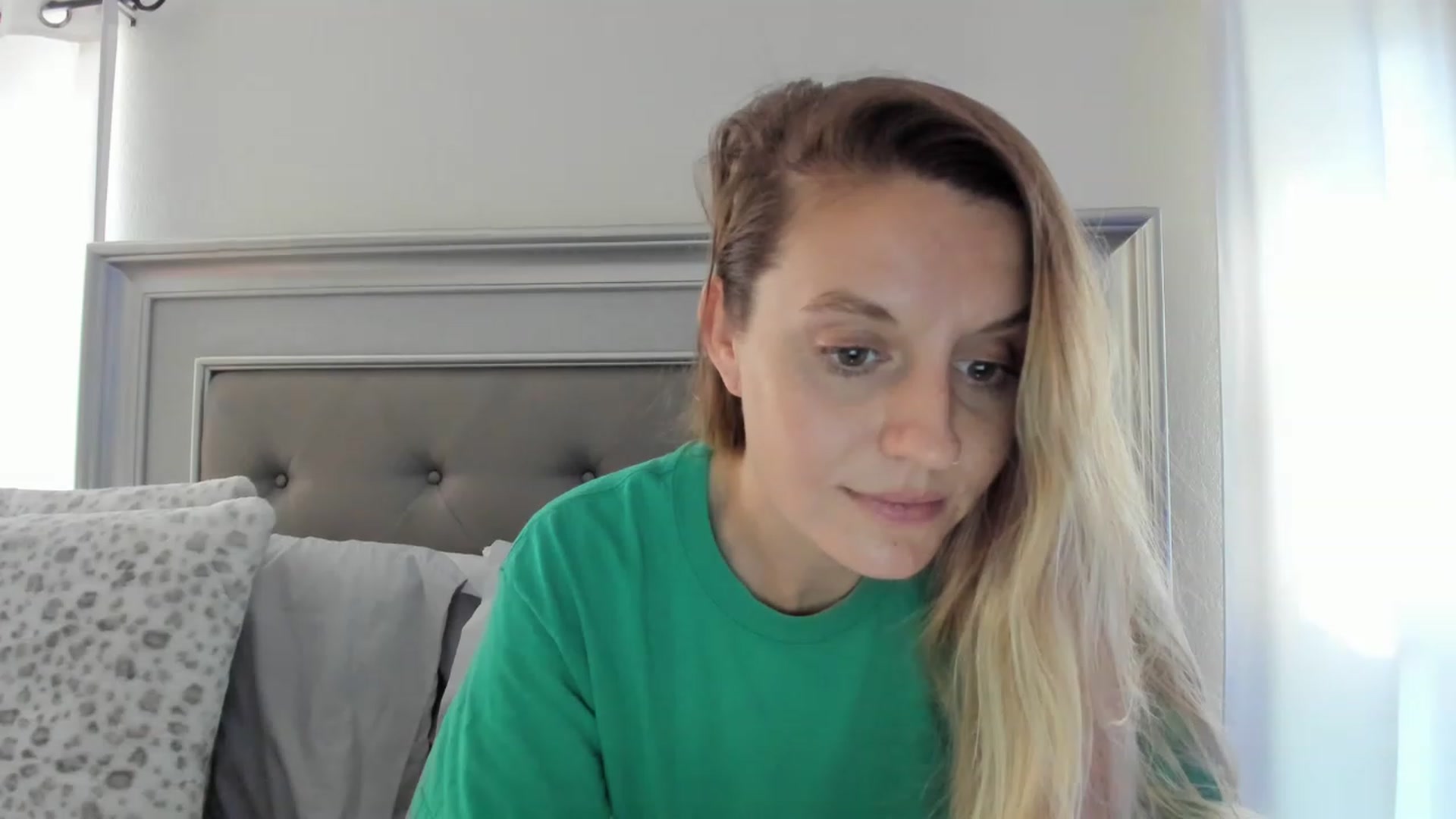 Gallery image thumbnail from Ca_ndi's myfreecams stream on, 03/21/2023, 14:42 image 7 of 20