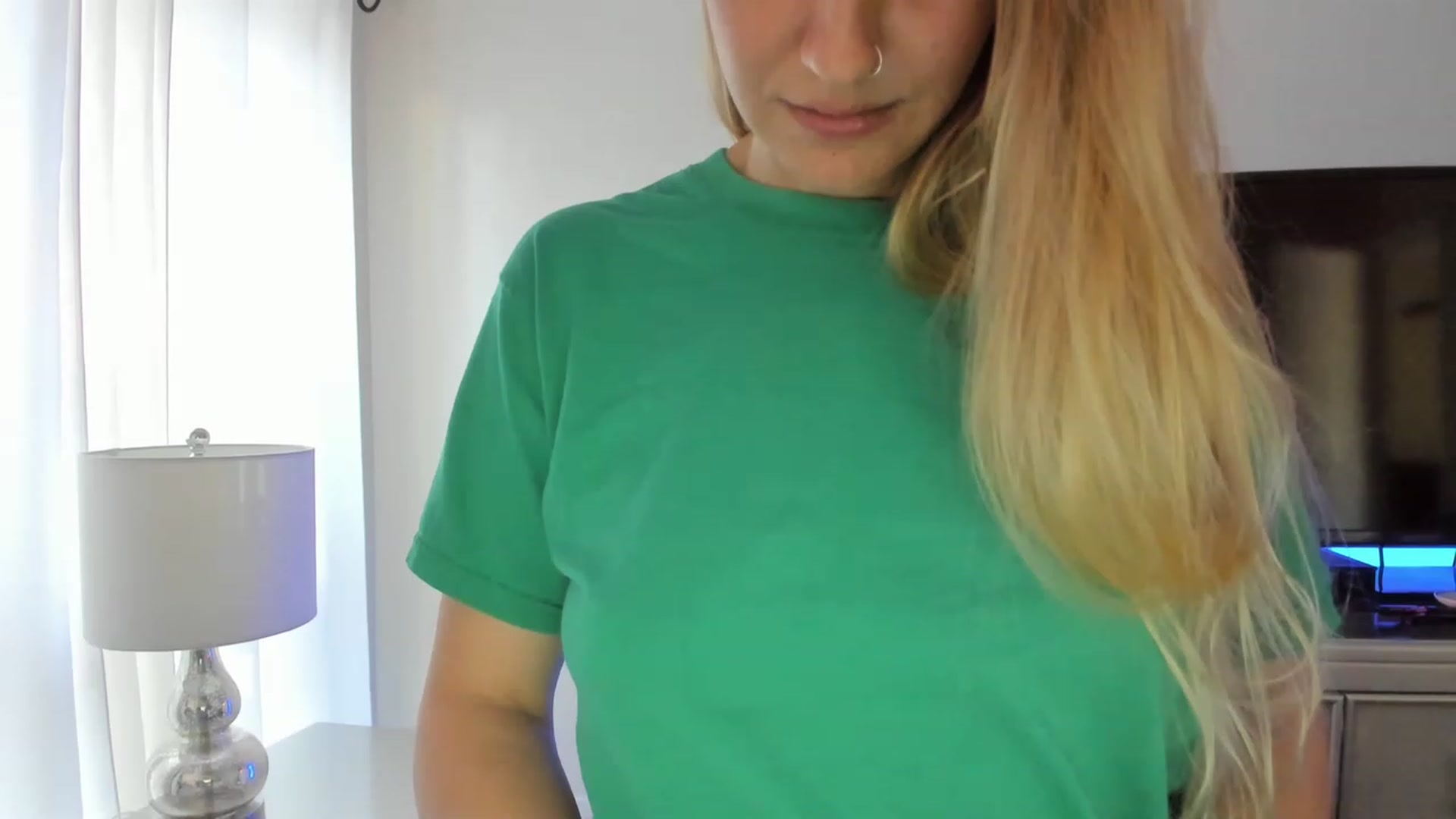 Gallery image thumbnail from Ca_ndi's myfreecams stream on, 03/21/2023, 14:42 image 11 of 20