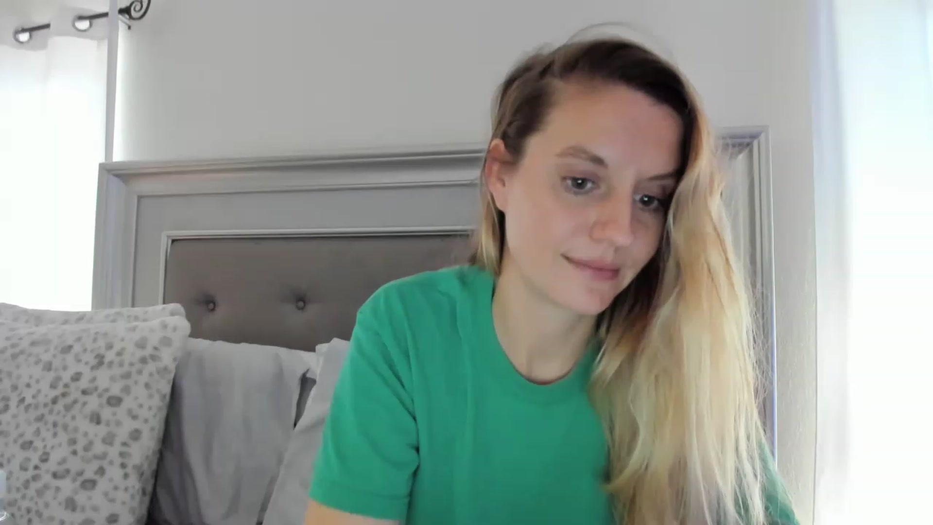 Gallery image thumbnail from Ca_ndi's myfreecams stream on, 03/21/2023, 14:42 image 20 of 20