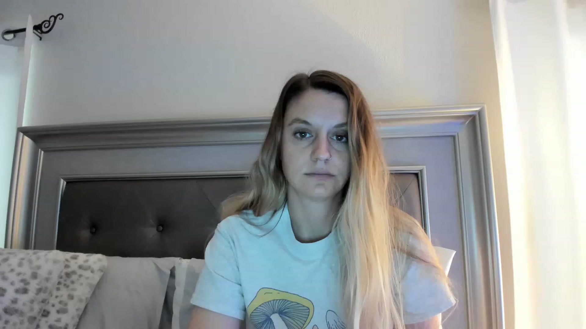 Gallery image thumbnail from Ca_ndi's myfreecams stream on, 03/25/2023, 12:21 image 1 of 20