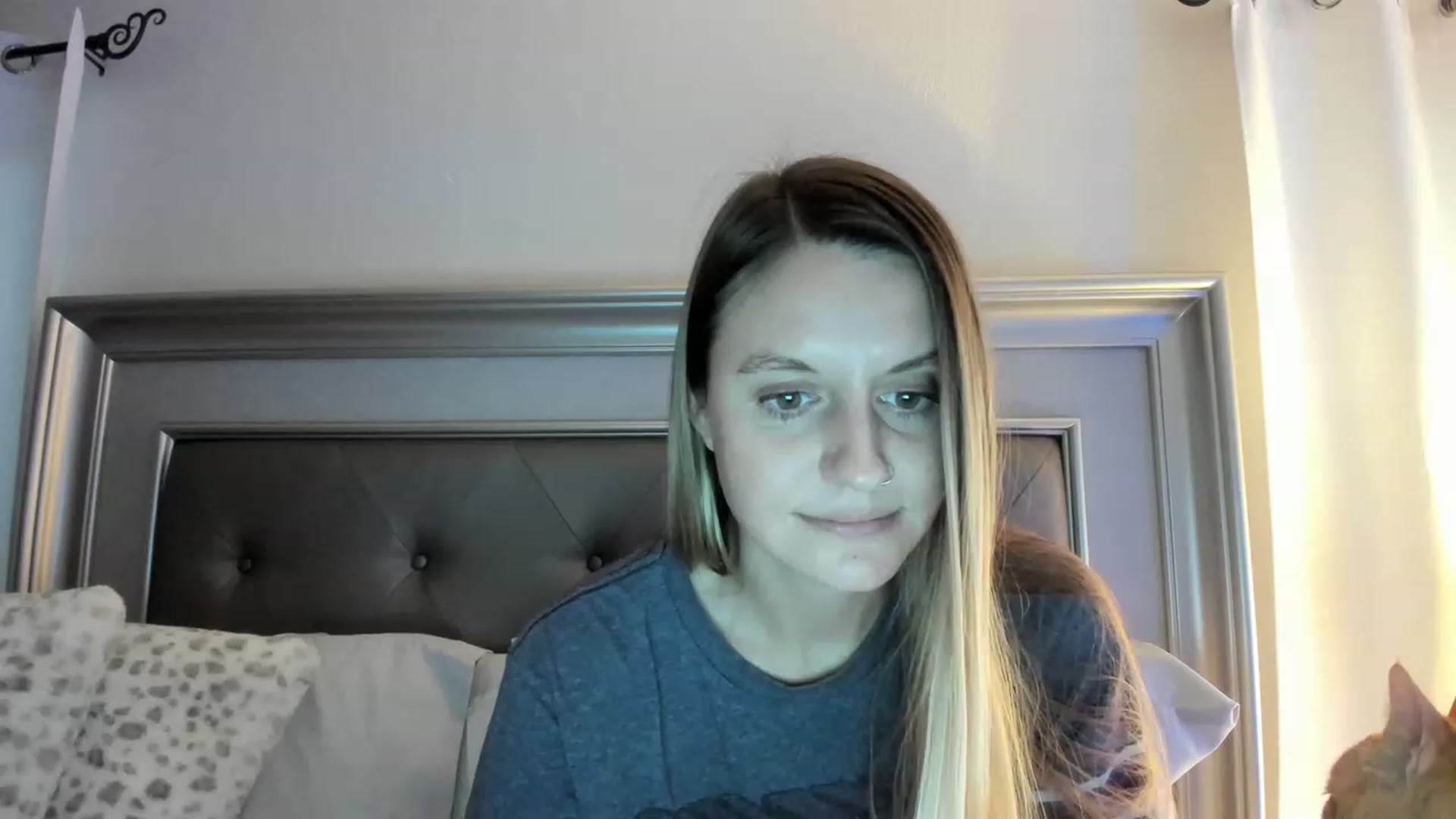 Gallery image thumbnail from Ca_ndi's myfreecams stream on, 03/26/2023, 11:58 image 3 of 20