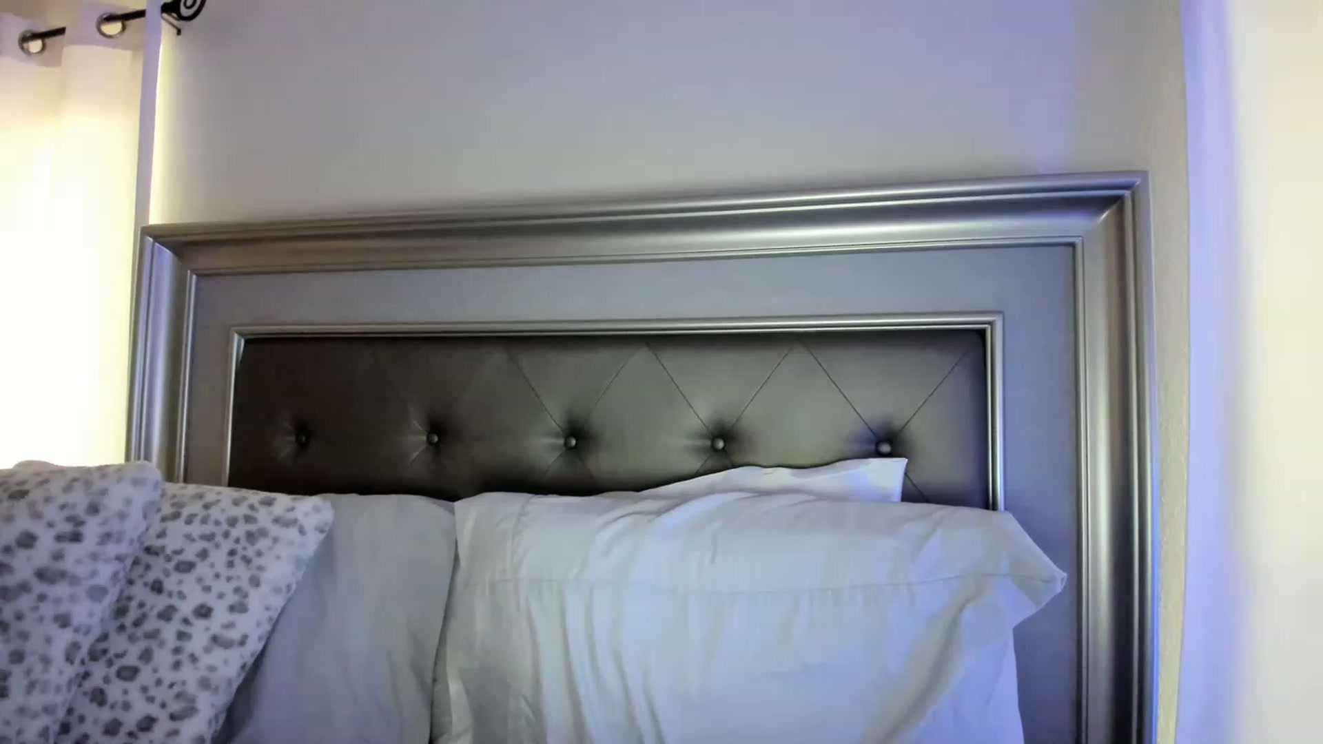 Gallery image thumbnail from Ca_ndi's myfreecams stream on, 03/26/2023, 11:58 image 14 of 20