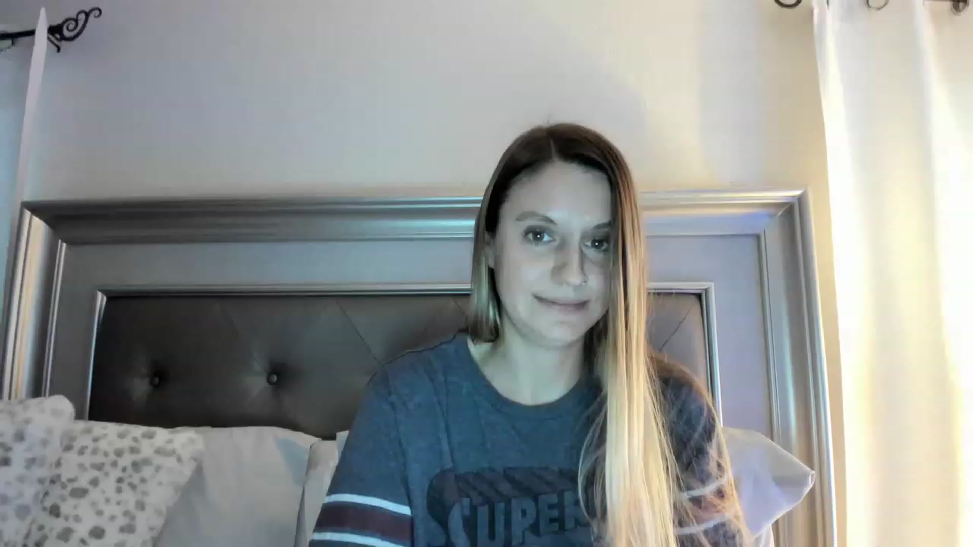 Gallery image thumbnail from Ca_ndi's myfreecams stream on, 03/26/2023, 11:58 image 4 of 20