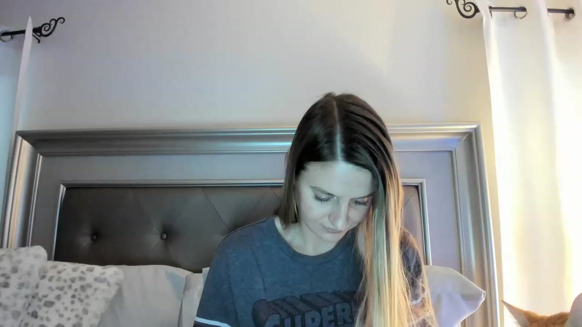 Gallery image thumbnail from Ca_ndi's myfreecams stream on, 03/26/2023, 11:58 image 5 of 20