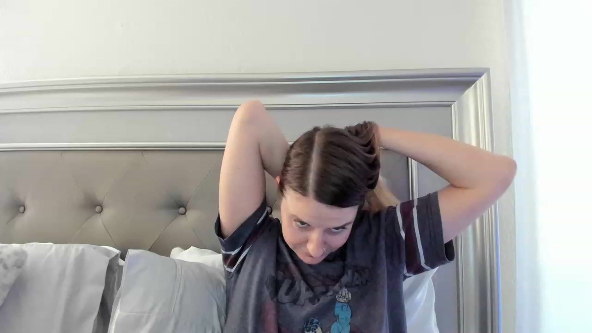 Gallery image thumbnail from Ca_ndi's myfreecams stream on, 03/26/2023, 12:56 image 17 of 20