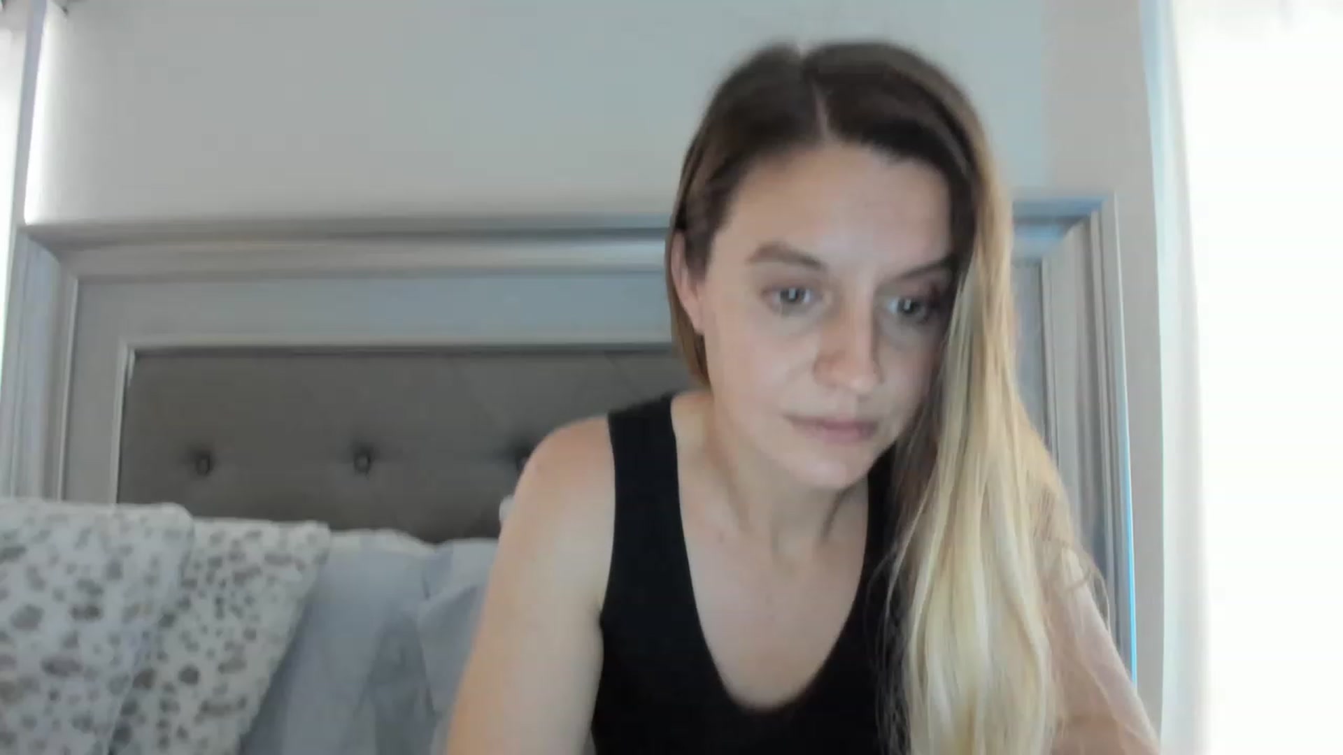 Gallery image thumbnail from Ca_ndi's myfreecams stream on, 03/28/2023, 14:04 image 5 of 20