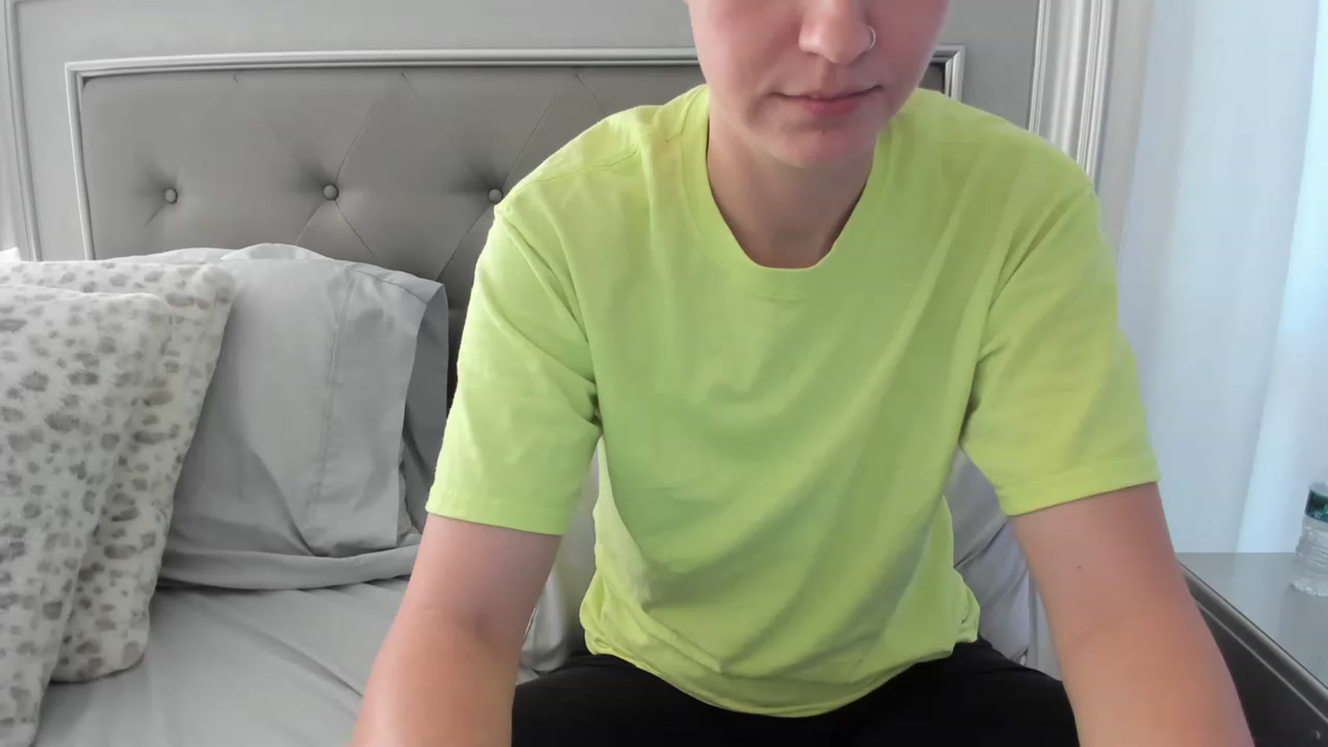 Gallery image thumbnail from Ca_ndi's myfreecams stream on, 03/31/2023, 12:54 image 1 of 20