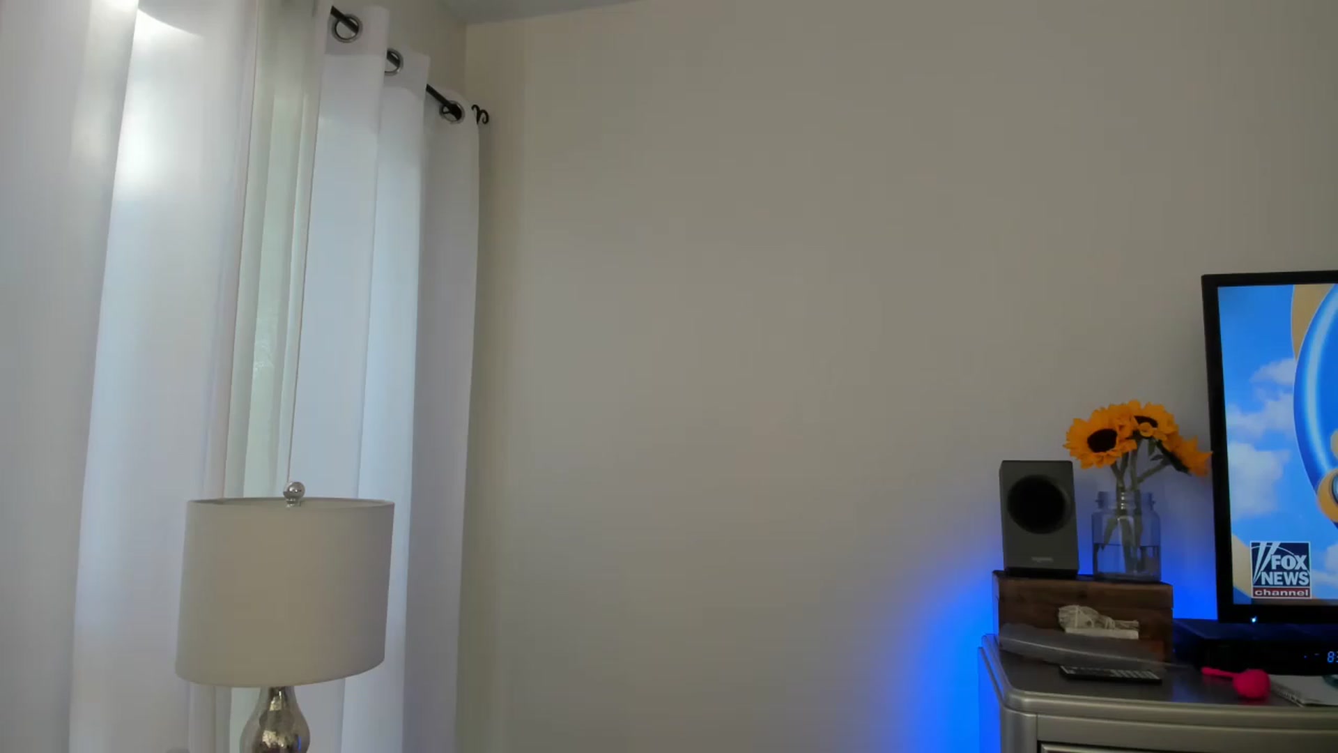 Gallery image thumbnail from Ca_ndi's myfreecams stream on, 03/31/2023, 12:54 image 4 of 20