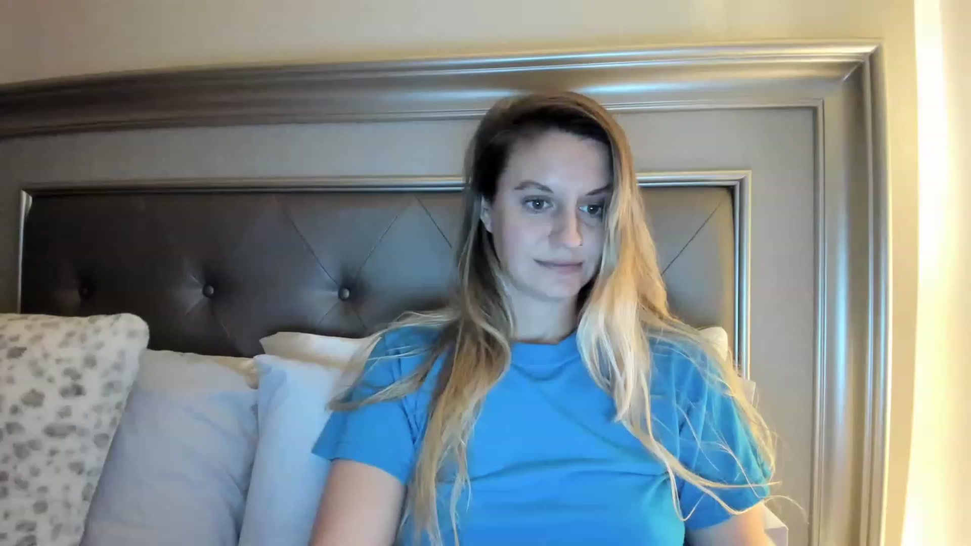 Gallery image thumbnail from Ca_ndi's myfreecams stream on, 04/02/2023, 09:29 image 20 of 20