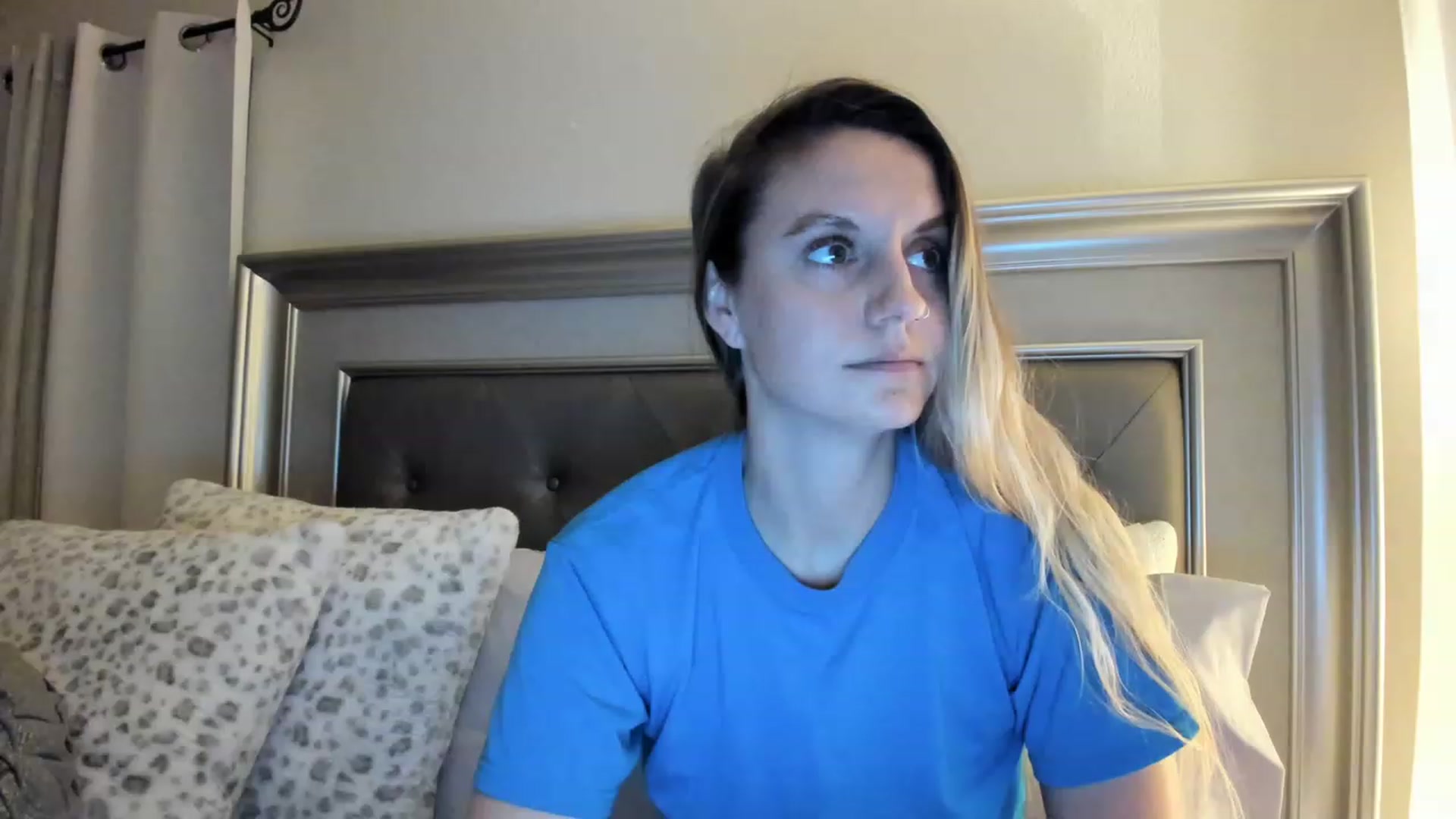 Gallery image thumbnail from Ca_ndi's myfreecams stream on, 04/02/2023, 10:28 image 14 of 20