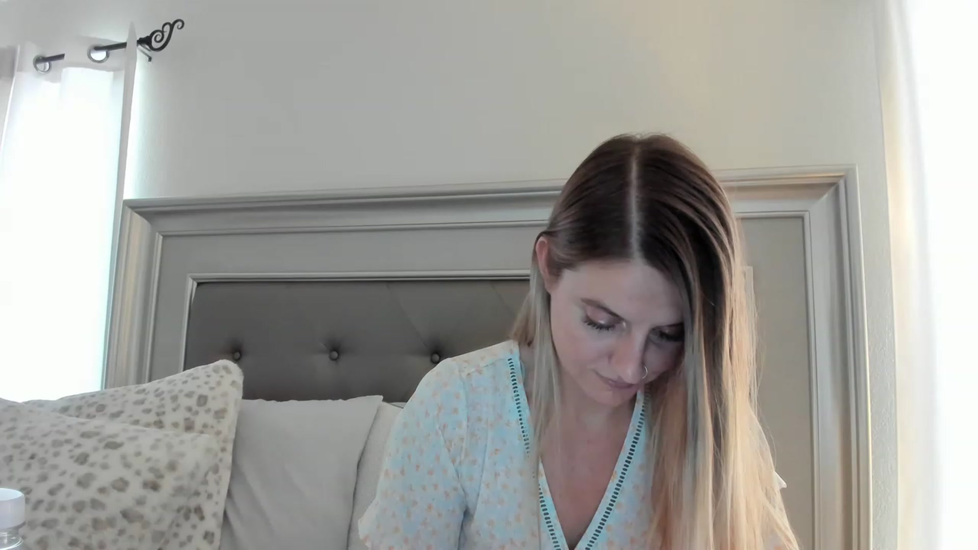 Gallery image thumbnail from Ca_ndi's myfreecams stream on, 04/09/2023, 19:22 image 11 of 20