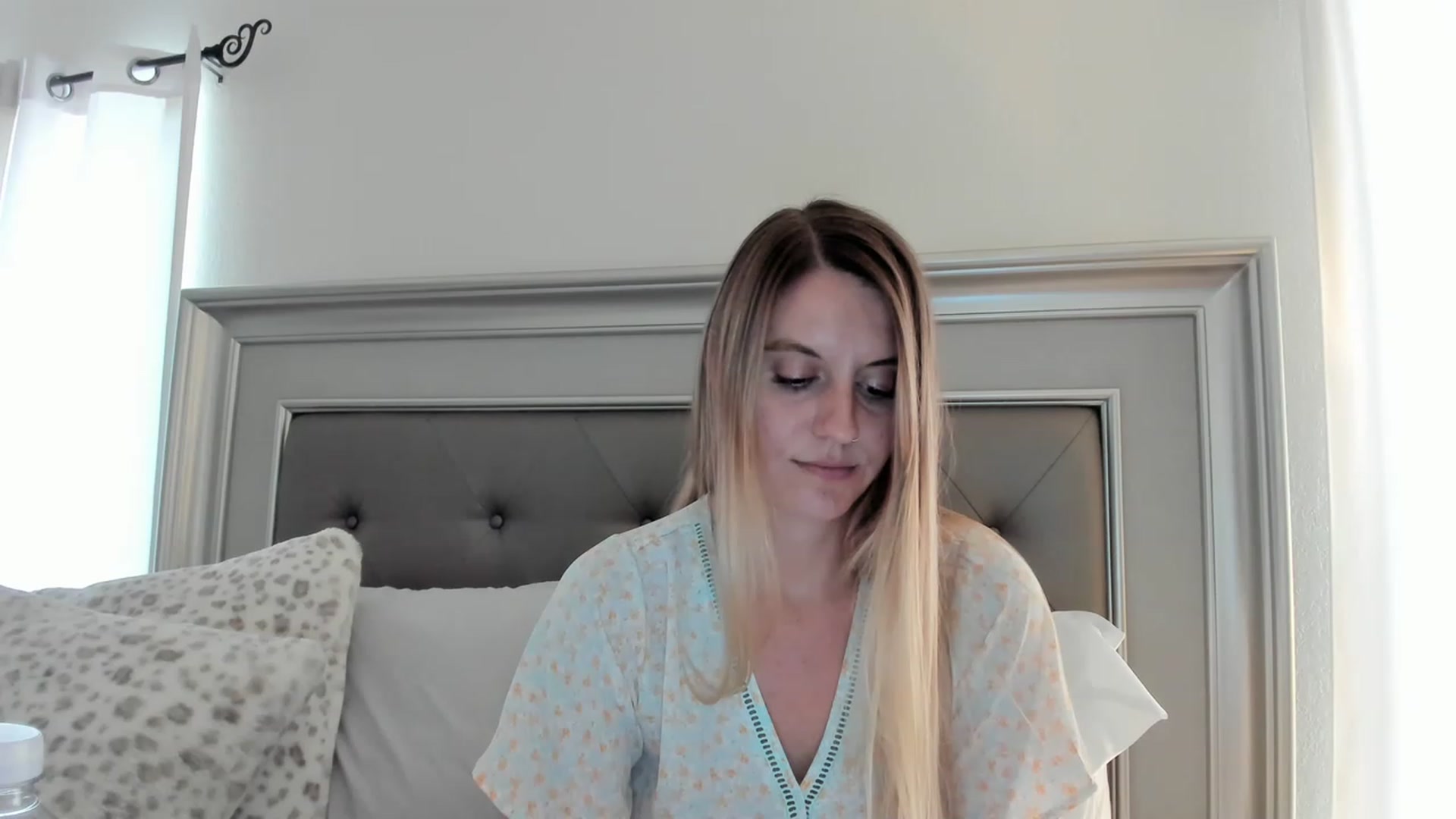 Gallery image thumbnail from Ca_ndi's myfreecams stream on, 04/09/2023, 19:22 image 18 of 20