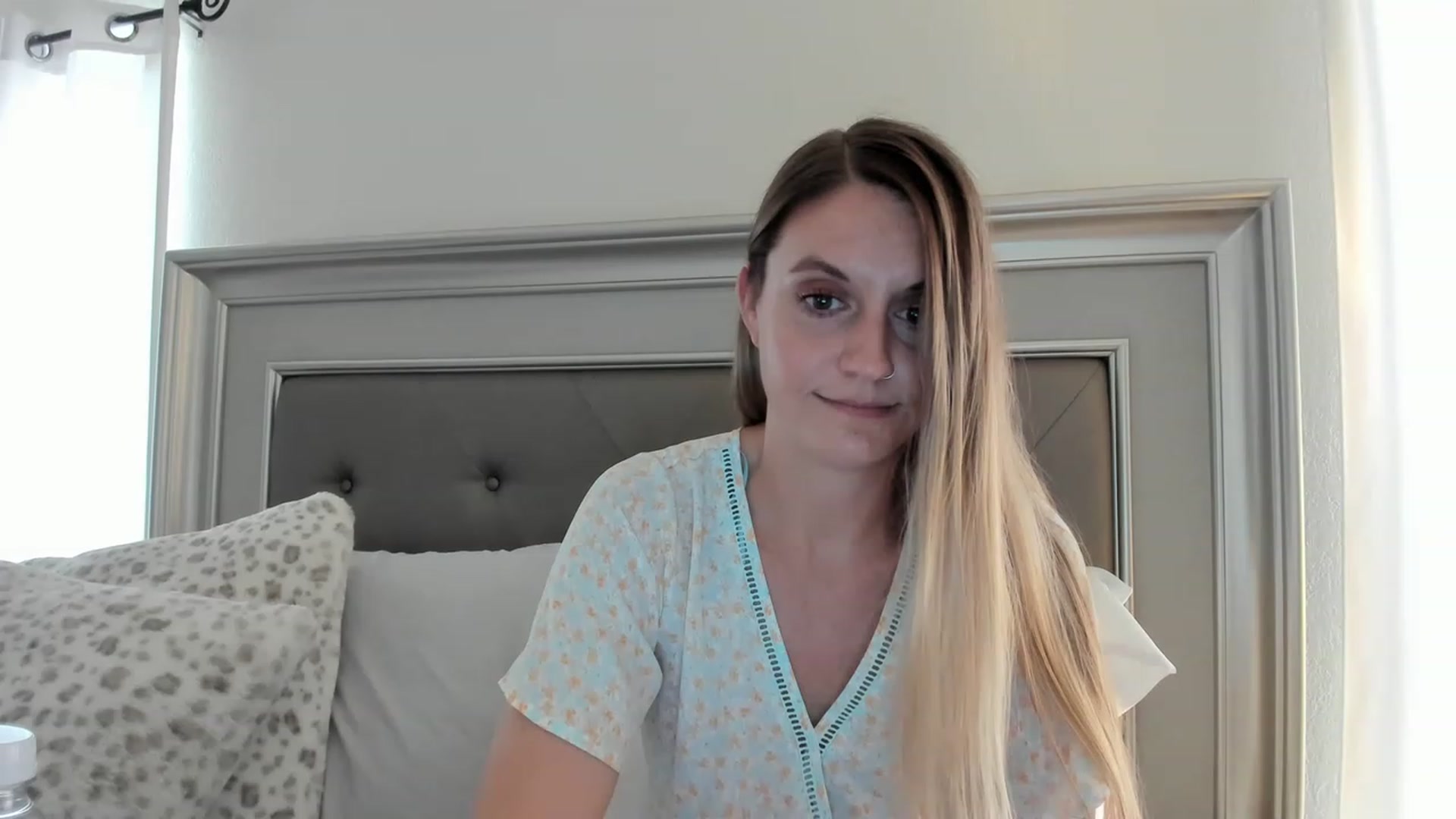 Gallery image thumbnail from Ca_ndi's myfreecams stream on, 04/09/2023, 19:22 image 5 of 20
