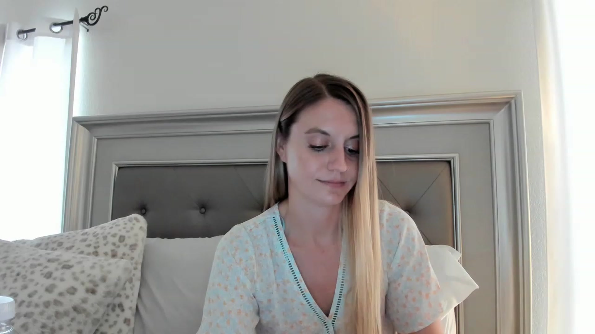 Gallery image thumbnail from Ca_ndi's myfreecams stream on, 04/09/2023, 19:22 image 6 of 20
