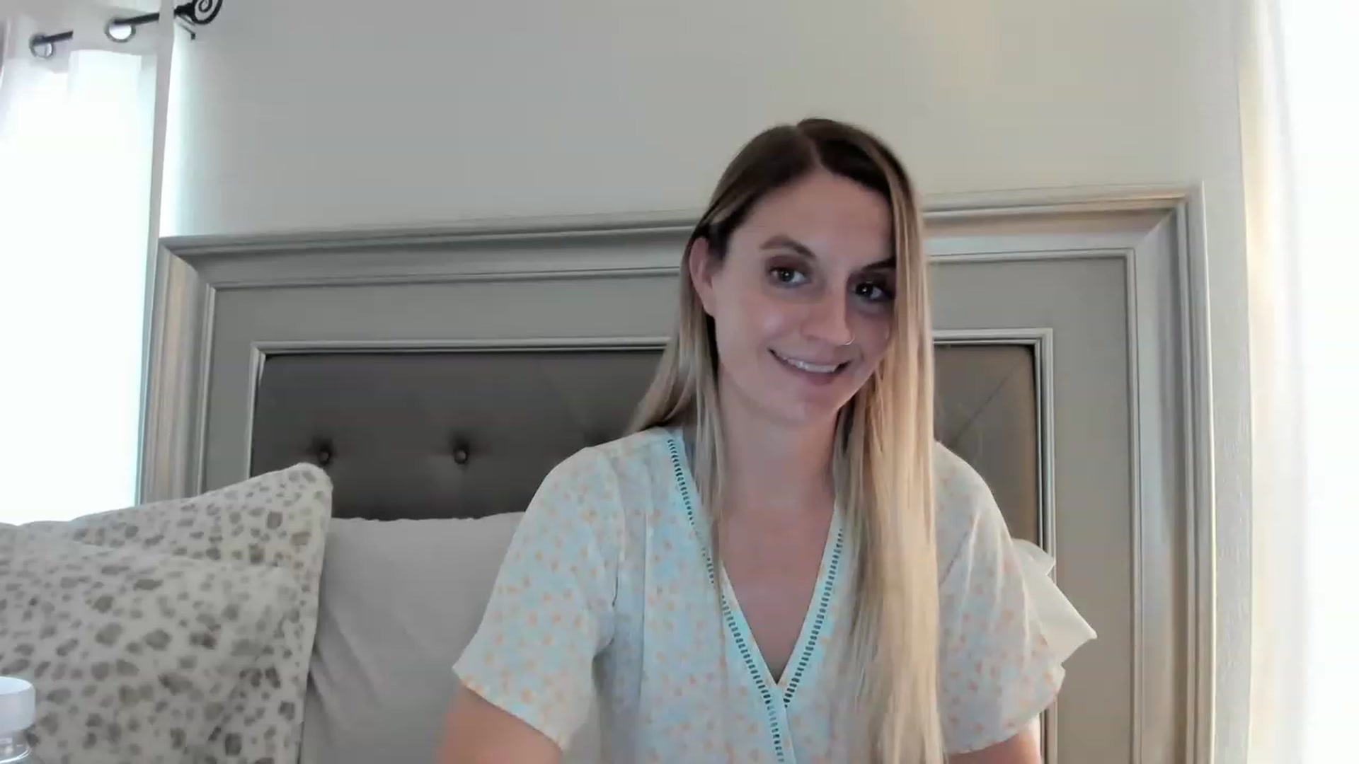 Gallery image thumbnail from Ca_ndi's myfreecams stream on, 04/09/2023, 19:22 image 12 of 20