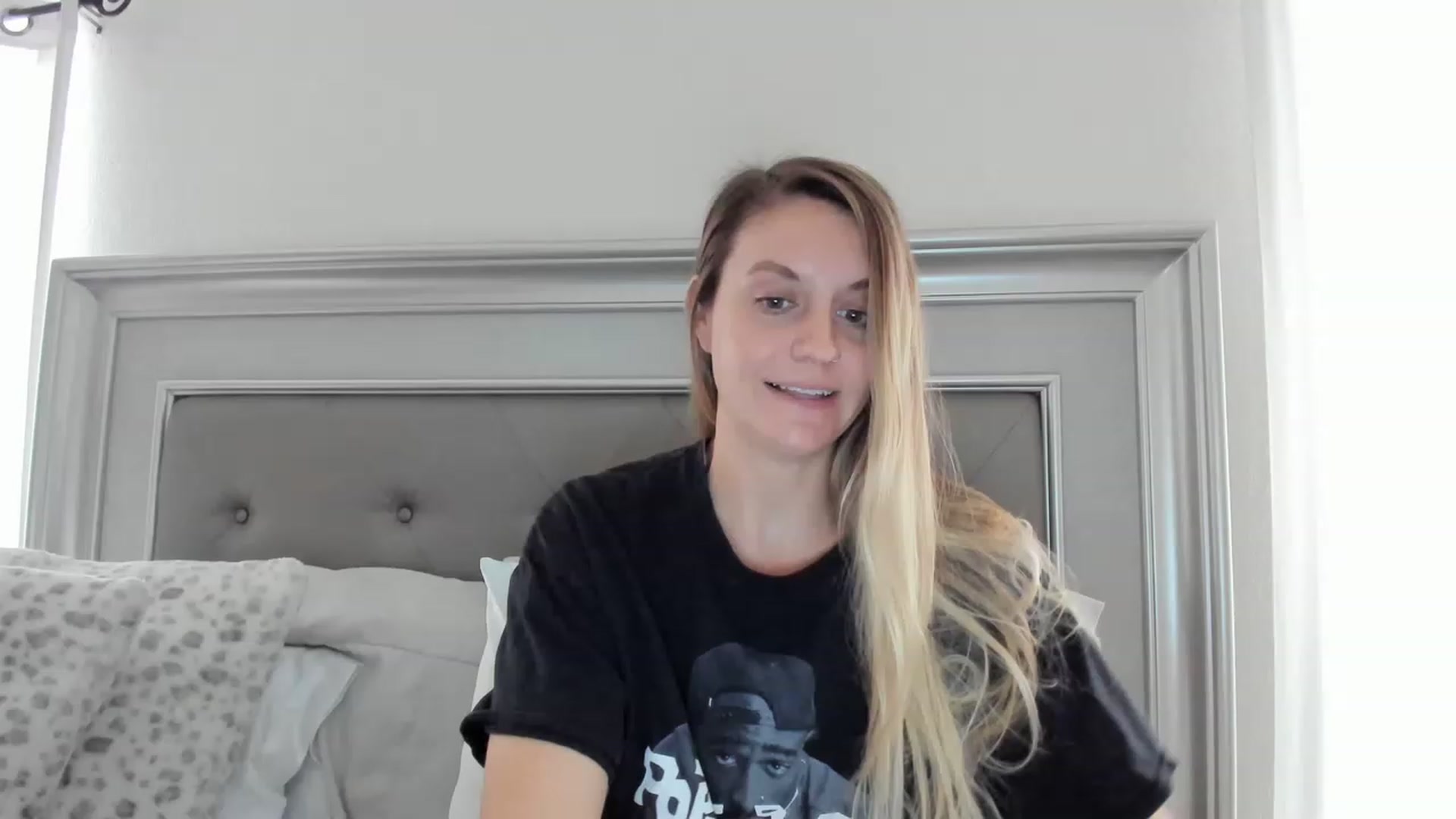 Gallery image thumbnail from Ca_ndi's myfreecams stream on, 04/15/2023, 13:55 image 6 of 20