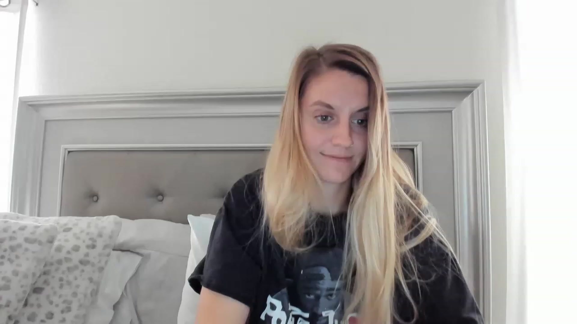 Gallery image thumbnail from Ca_ndi's myfreecams stream on, 04/15/2023, 13:55 image 1 of 20