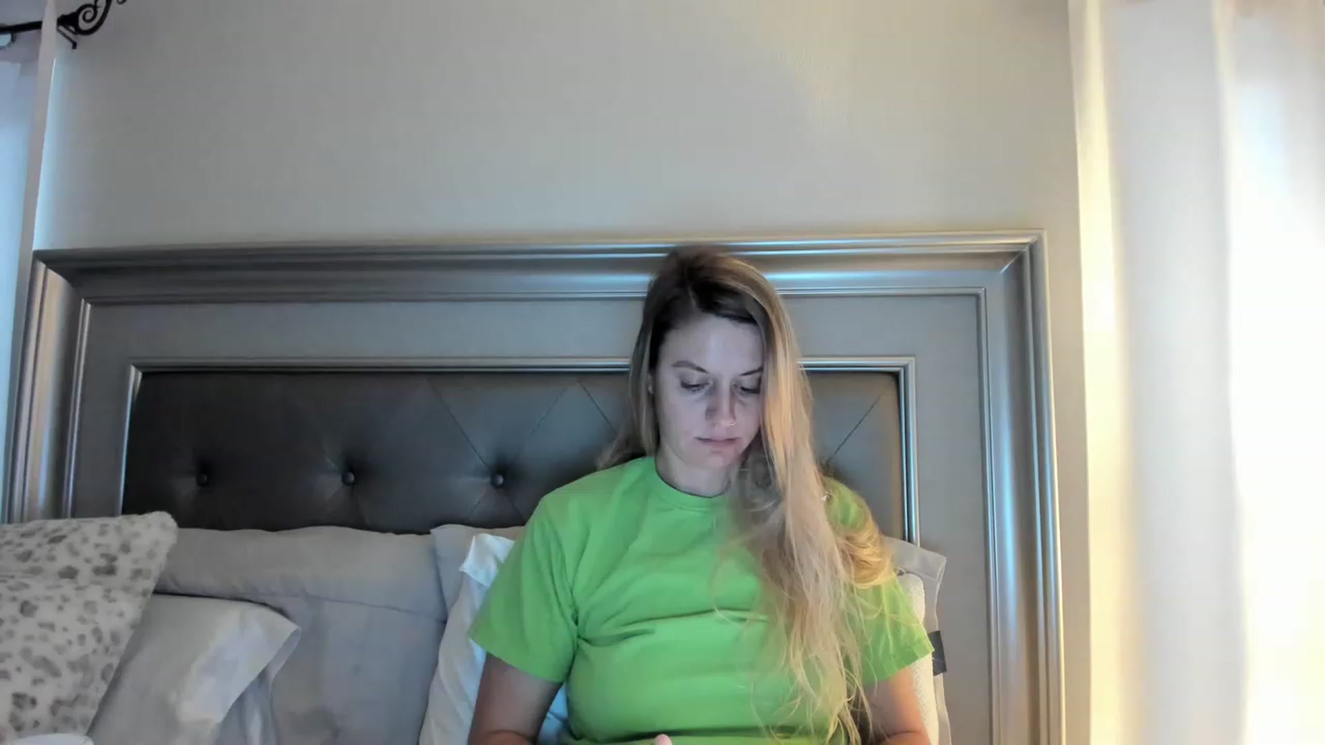 Gallery image thumbnail from Ca_ndi's myfreecams stream on, 04/16/2023, 11:38 image 1 of 20