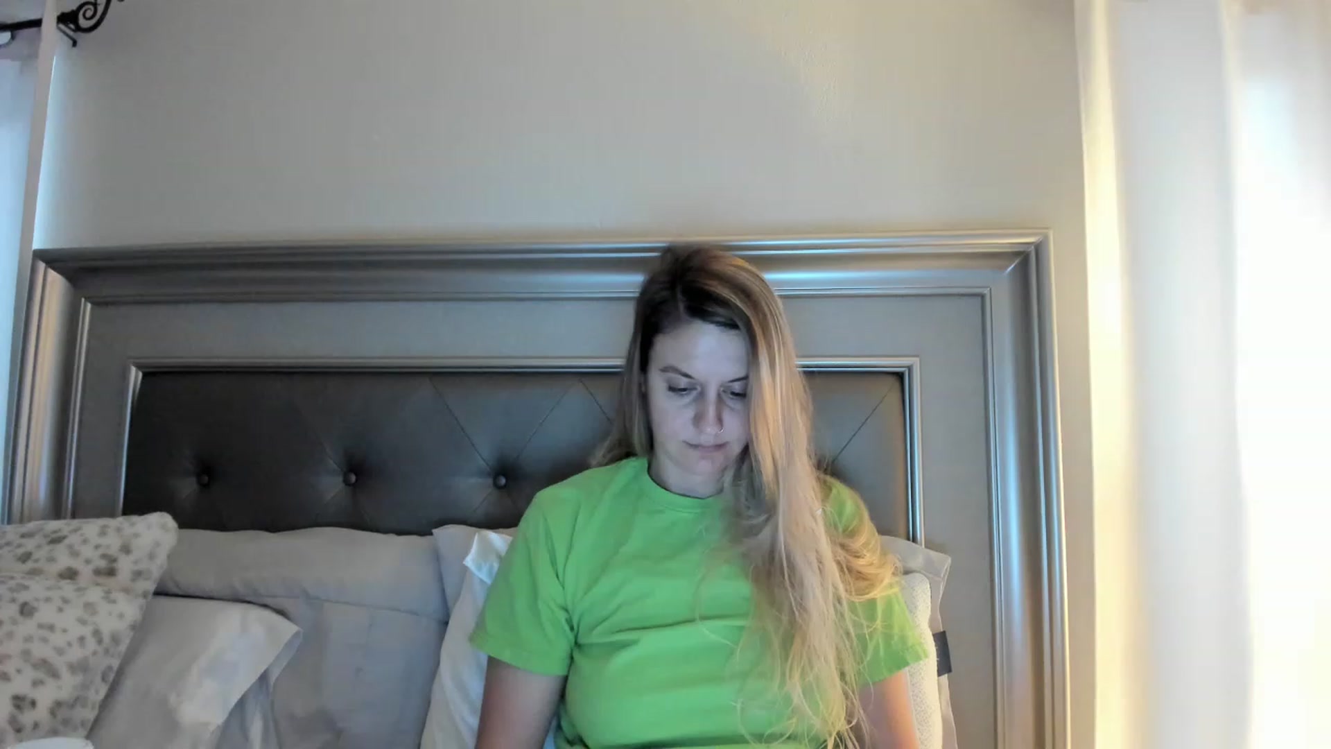 Gallery image thumbnail from Ca_ndi's myfreecams stream on, 04/16/2023, 11:38 image 3 of 20