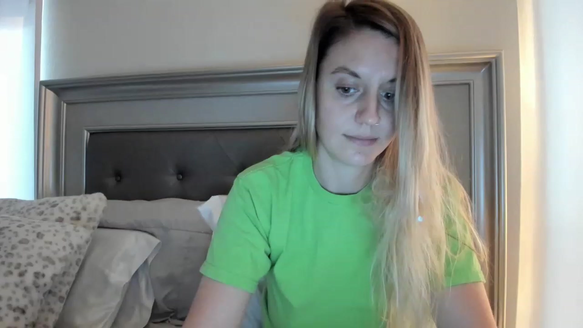 Gallery image thumbnail from Ca_ndi's myfreecams stream on, 04/16/2023, 11:38 image 20 of 20