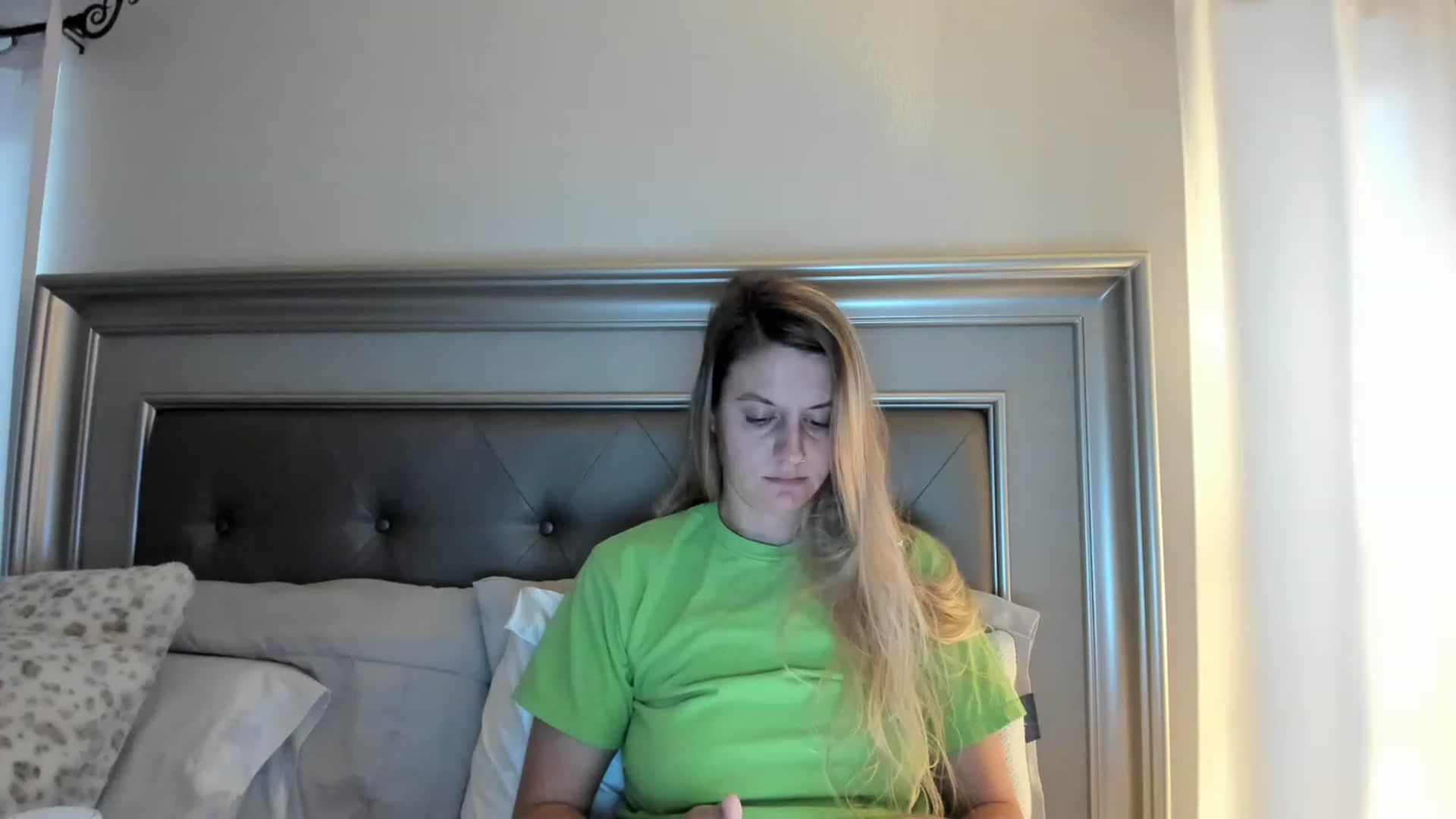Gallery image thumbnail from Ca_ndi's myfreecams stream on, 04/16/2023, 11:38 image 2 of 20