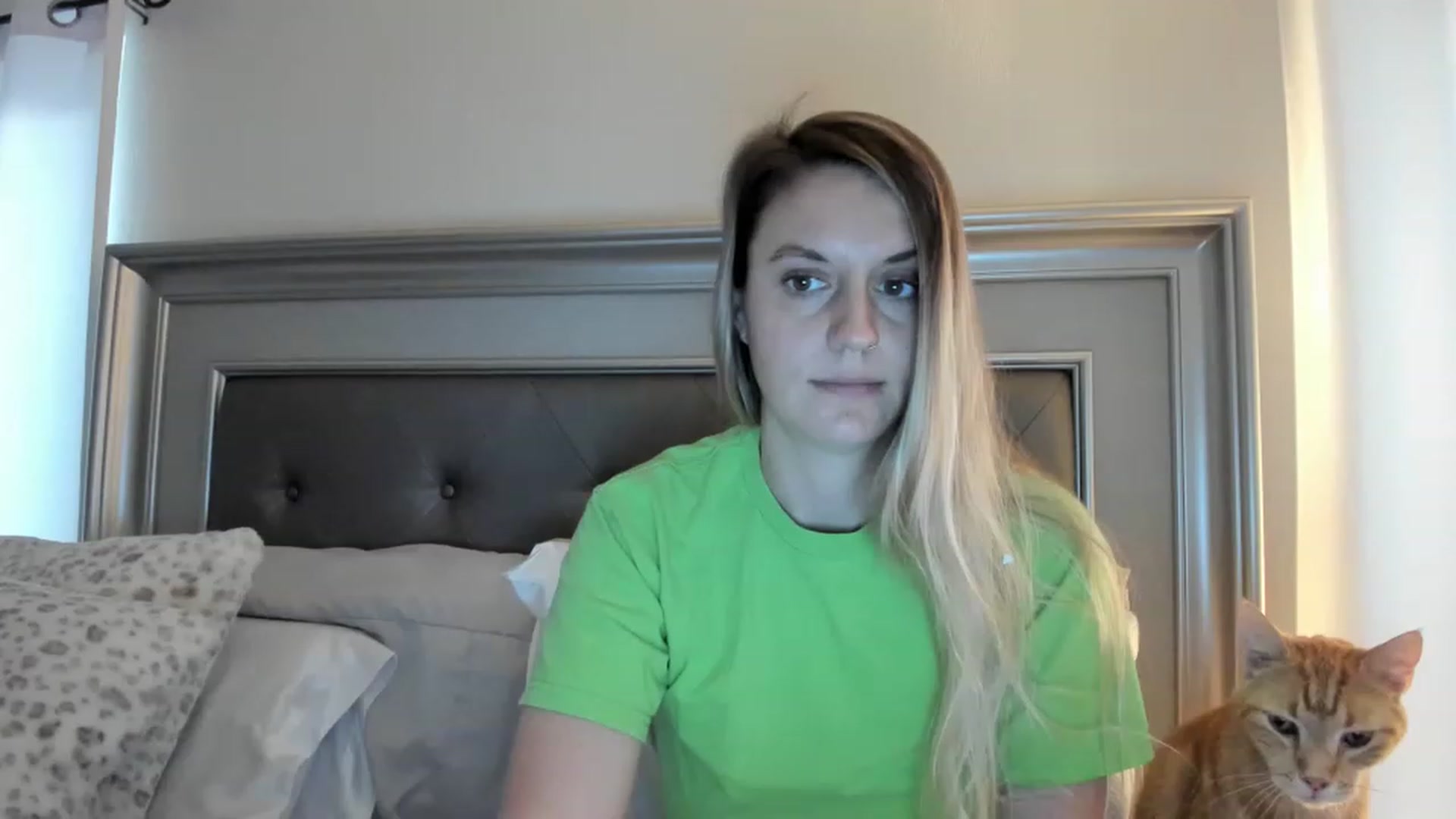 Gallery image thumbnail from Ca_ndi's myfreecams stream on, 04/16/2023, 11:38 image 10 of 20