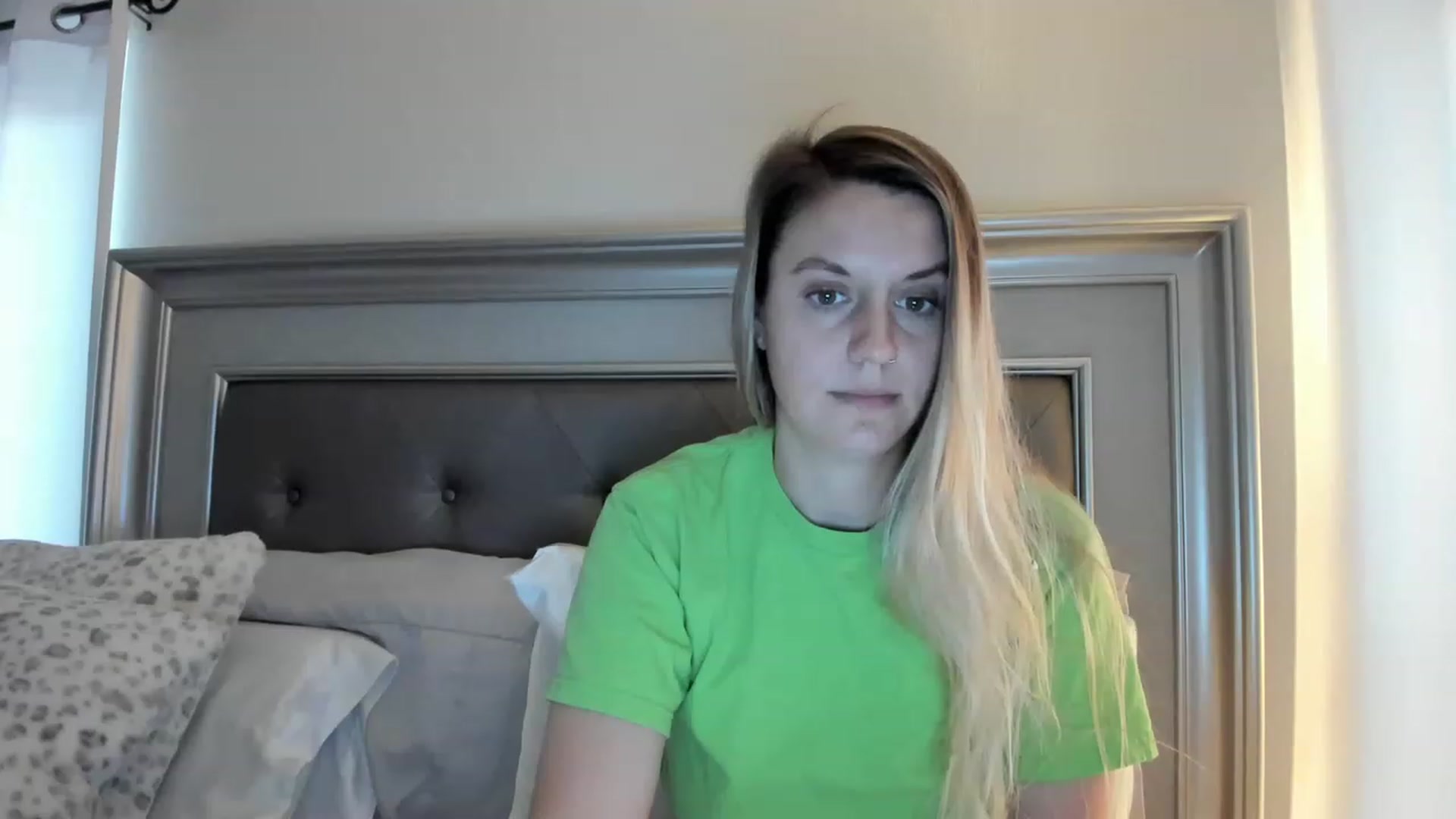 Gallery image thumbnail from Ca_ndi's myfreecams stream on, 04/16/2023, 11:38 image 12 of 20