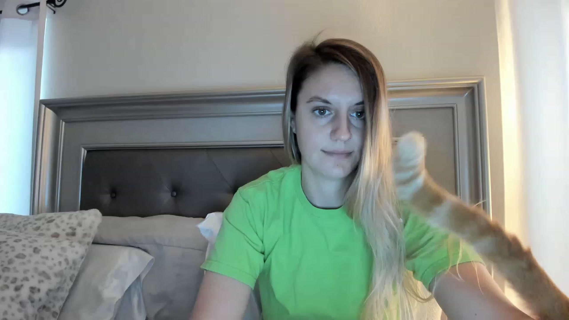 Gallery image thumbnail from Ca_ndi's myfreecams stream on, 04/16/2023, 11:38 image 9 of 20