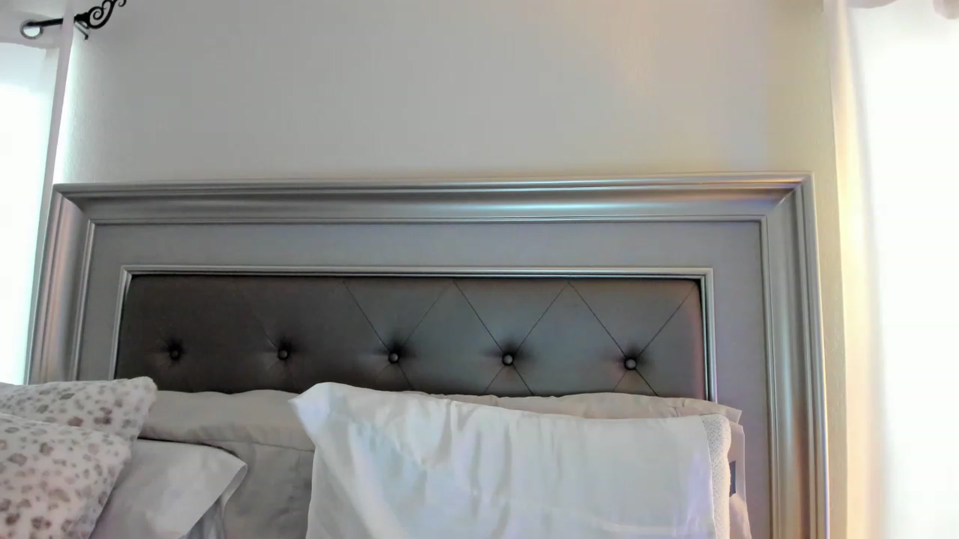 Gallery image thumbnail from Ca_ndi's myfreecams stream on, 04/16/2023, 12:12 image 6 of 20