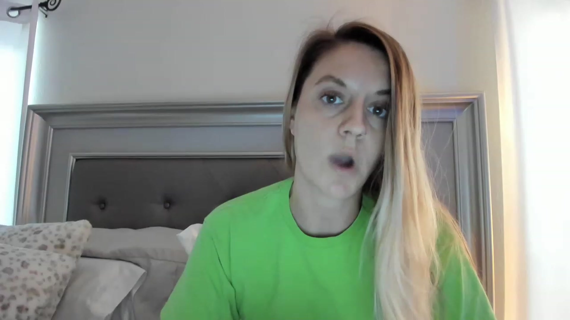 Gallery image thumbnail from Ca_ndi's myfreecams stream on, 04/16/2023, 12:12 image 4 of 20